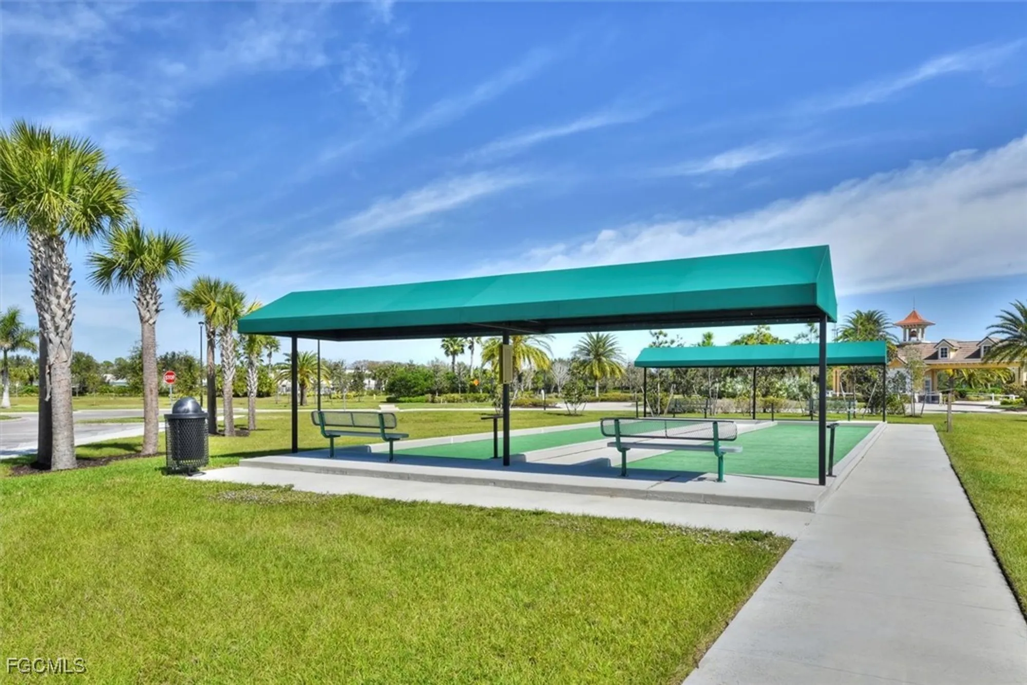 Property Slideshow image 43 of 45 | 2306 summersweet dr, Alva, FL, 33920