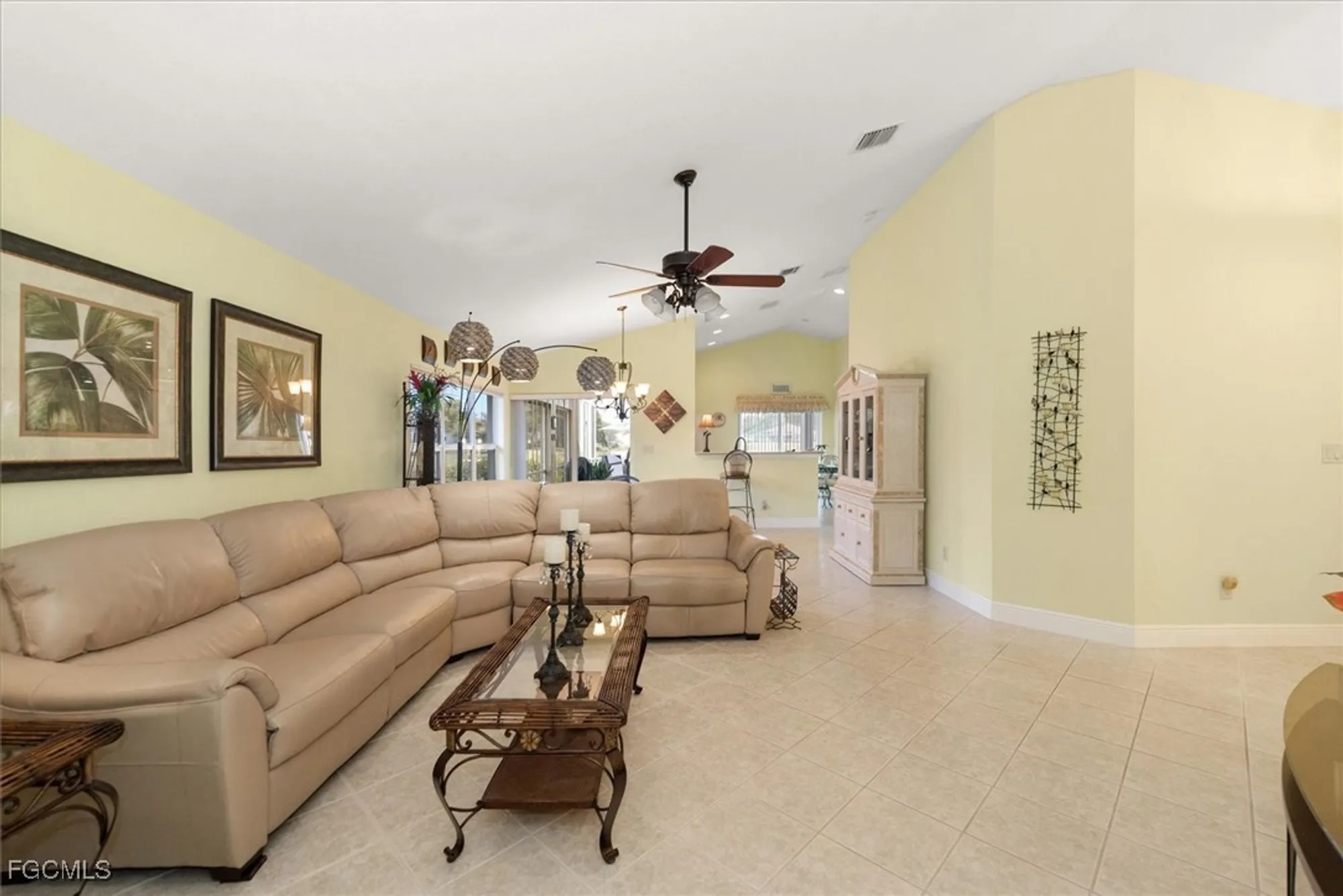 Property Slideshow image 8 of 45 | 2306 summersweet dr, Alva, FL, 33920