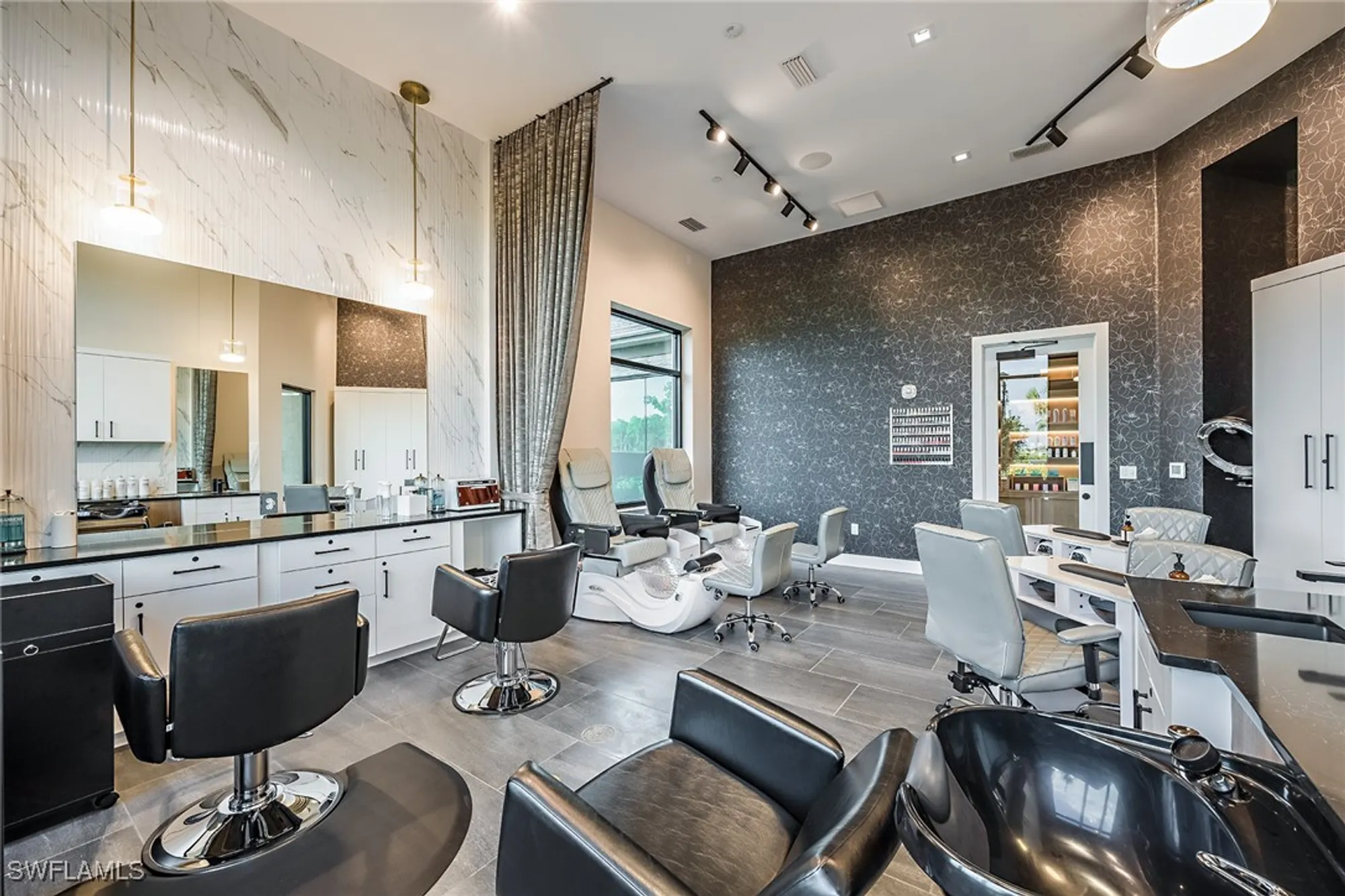 Property Slideshow image 24 of 25 | 15339 giardino dr 203, Naples, FL, 34114