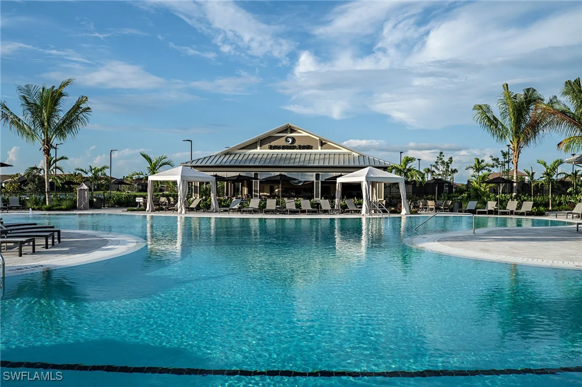 Property Slideshow image 21 of 25 | 15339 giardino dr 203, Naples, FL, 34114