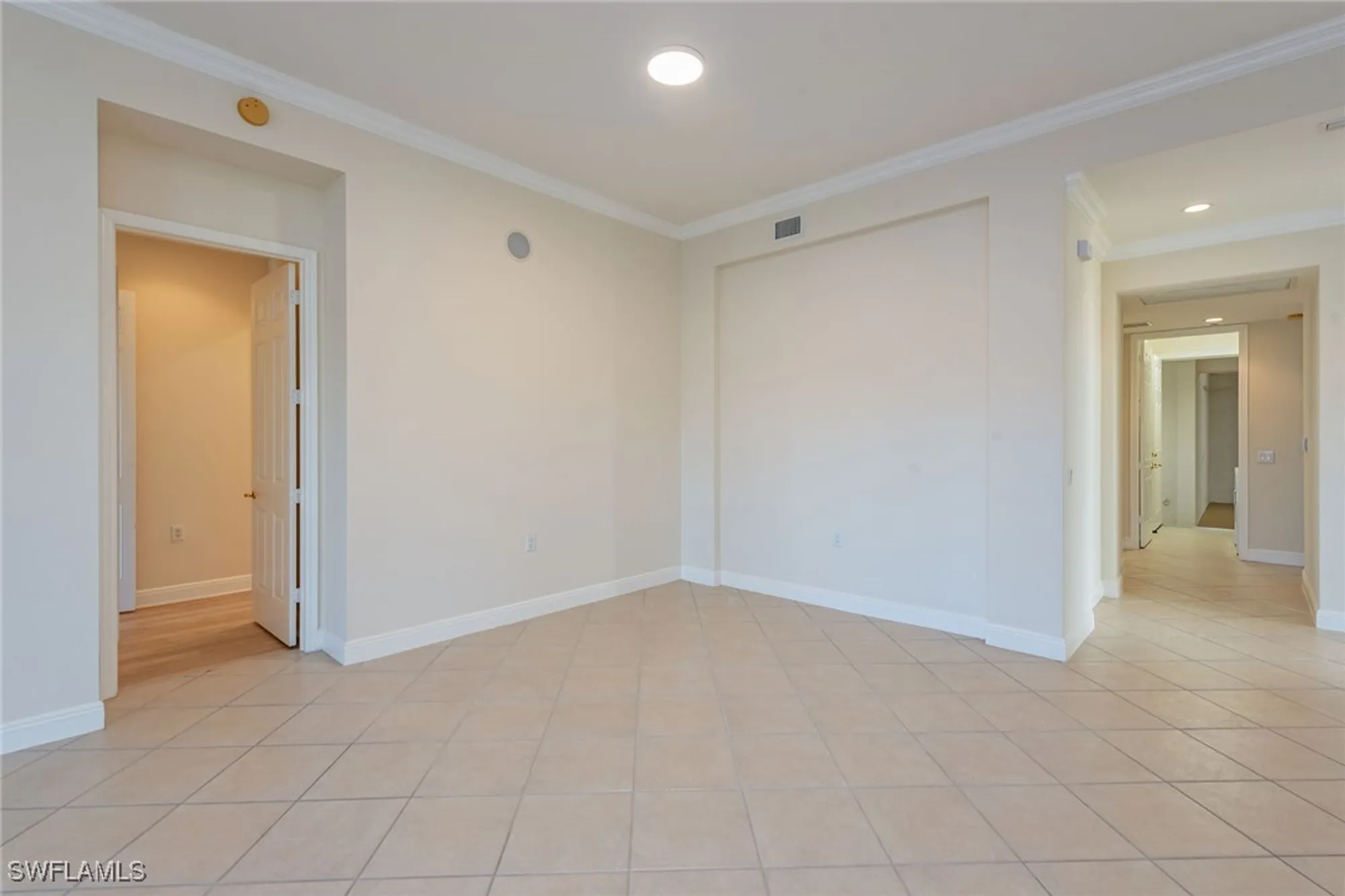 Property Slideshow image 12 of 50 | 9235 tesoro ln 101, Naples, FL, 34114