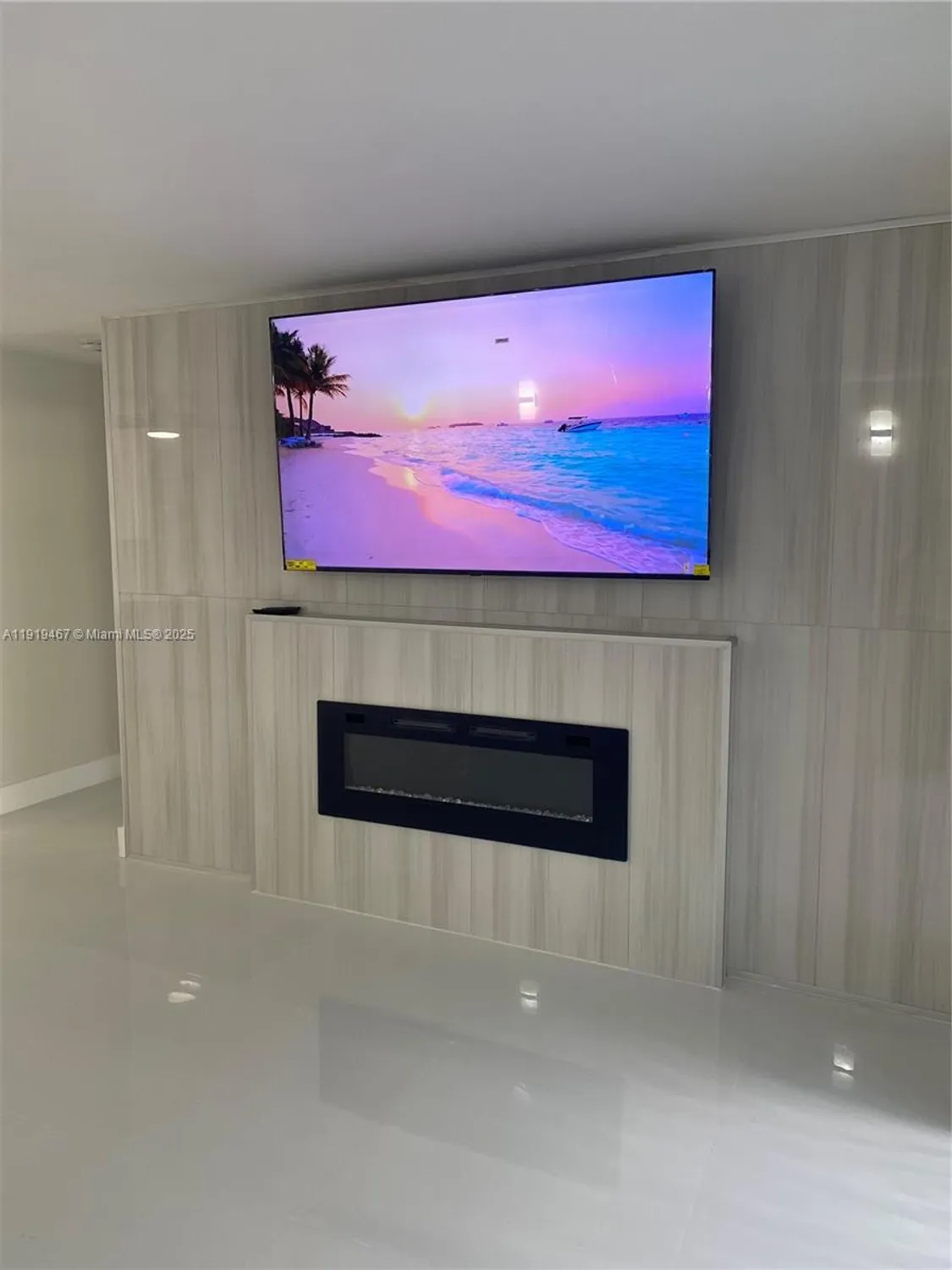 Property Slideshow image 2 of 23 | 6935 huntington ln apt 107, Delray Beach, FL, 33446