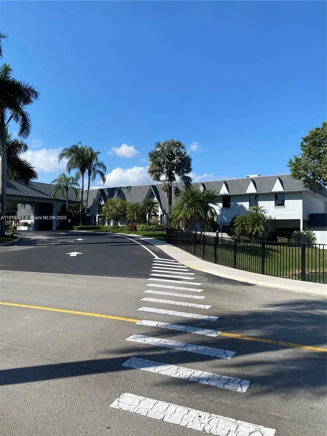 Property Slideshow image 20 of 23 | 6935 huntington ln apt 107, Delray Beach, FL, 33446