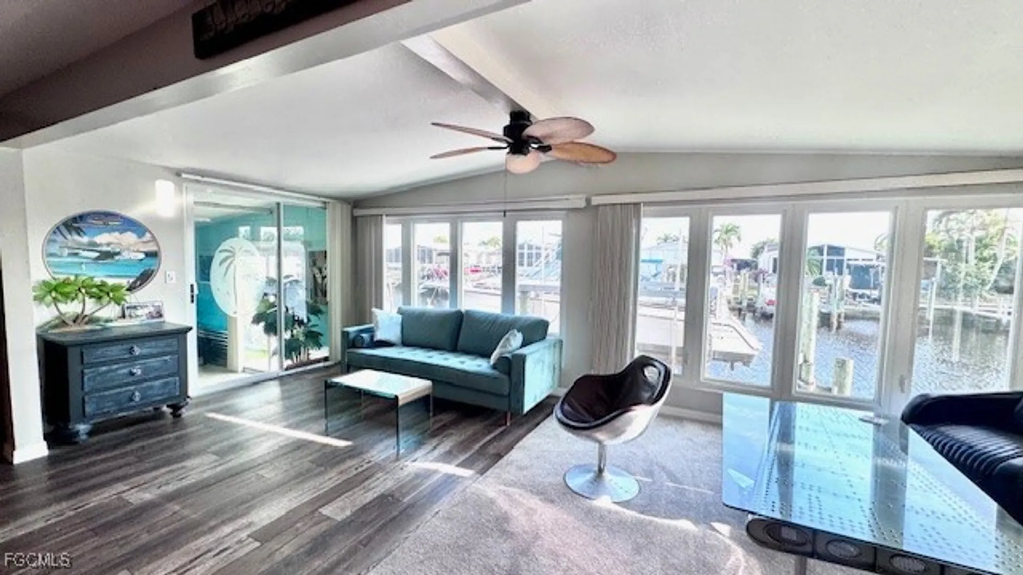 Property Slideshow image 12 of 38 | 5545 sir walter way, North Fort Myers, FL, 33917