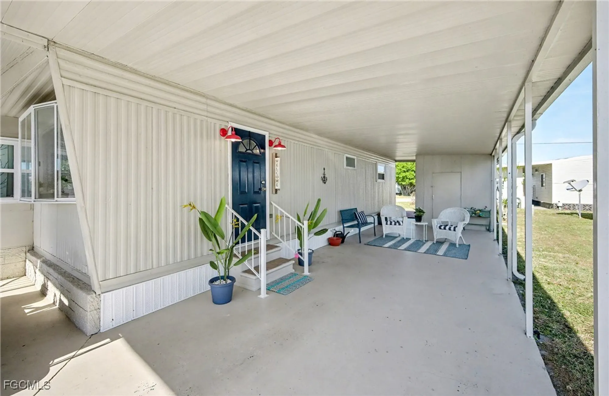 Property Slideshow image 21 of 48 | 5560 sir walter way, North Fort Myers, FL, 33917