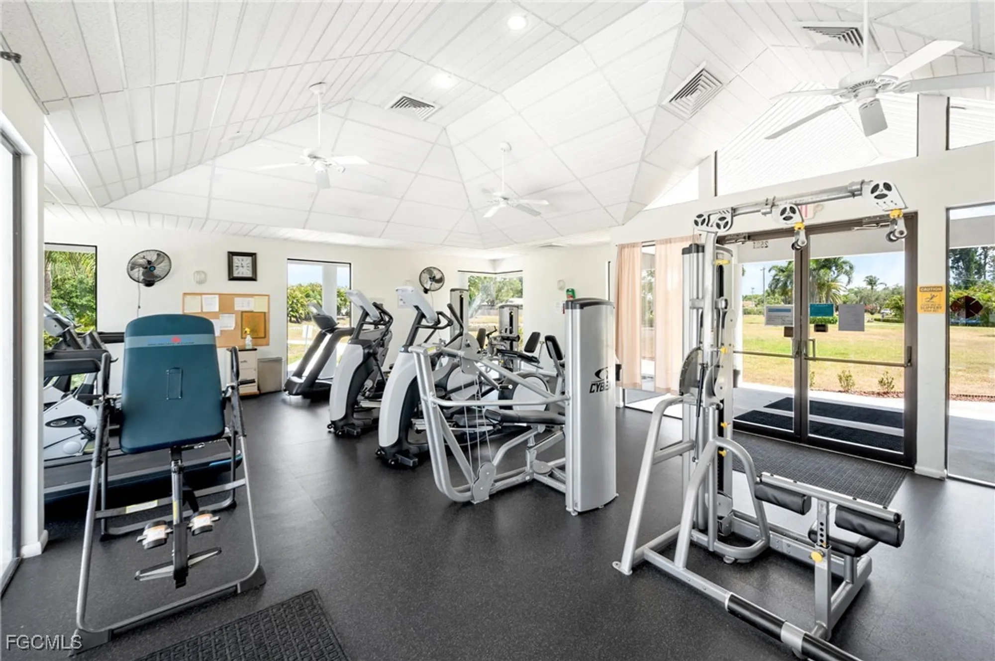 Property Slideshow image 30 of 48 | 5560 sir walter way, North Fort Myers, FL, 33917