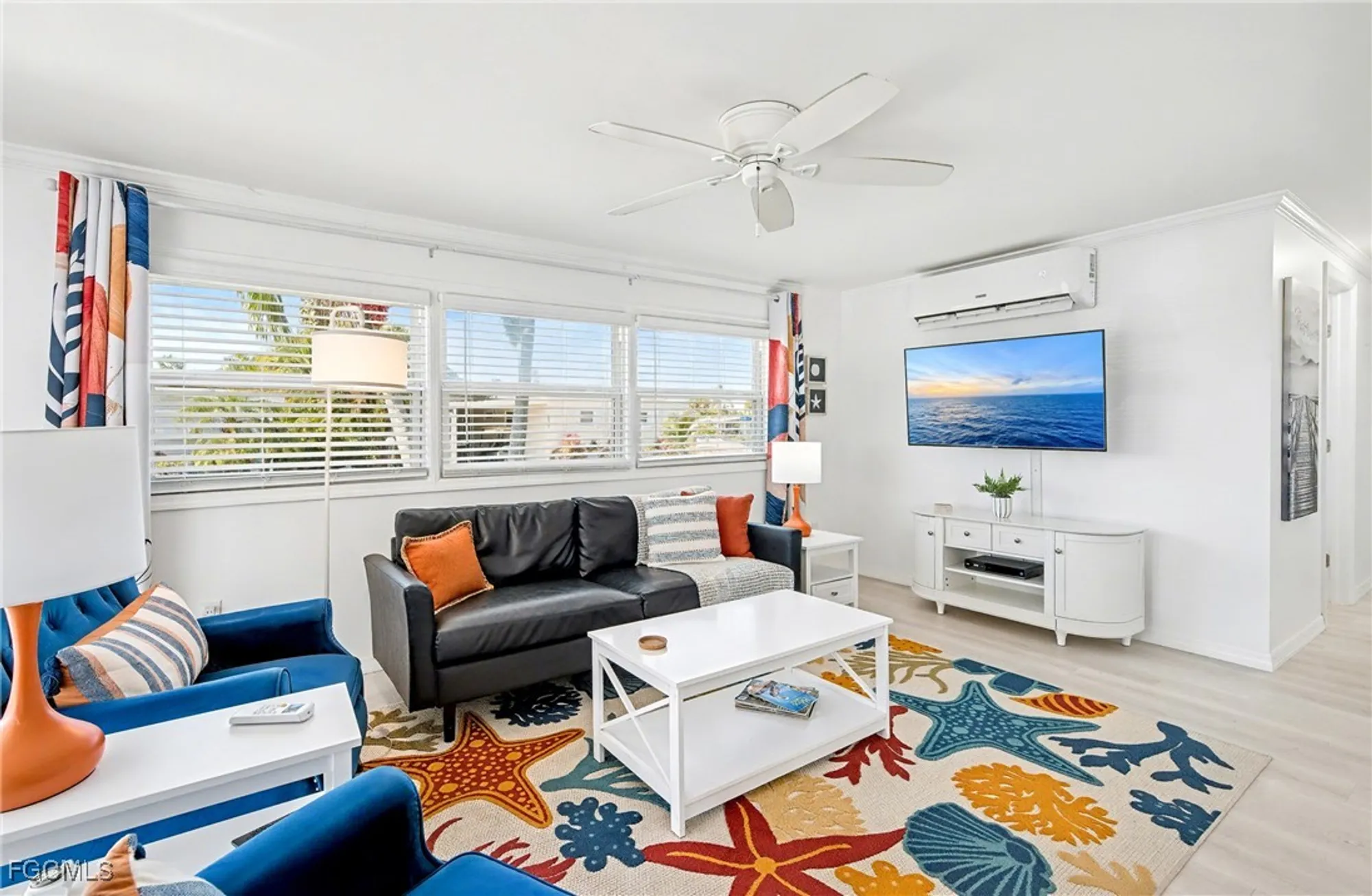 Property Slideshow image 9 of 48 | 5560 sir walter way, North Fort Myers, FL, 33917