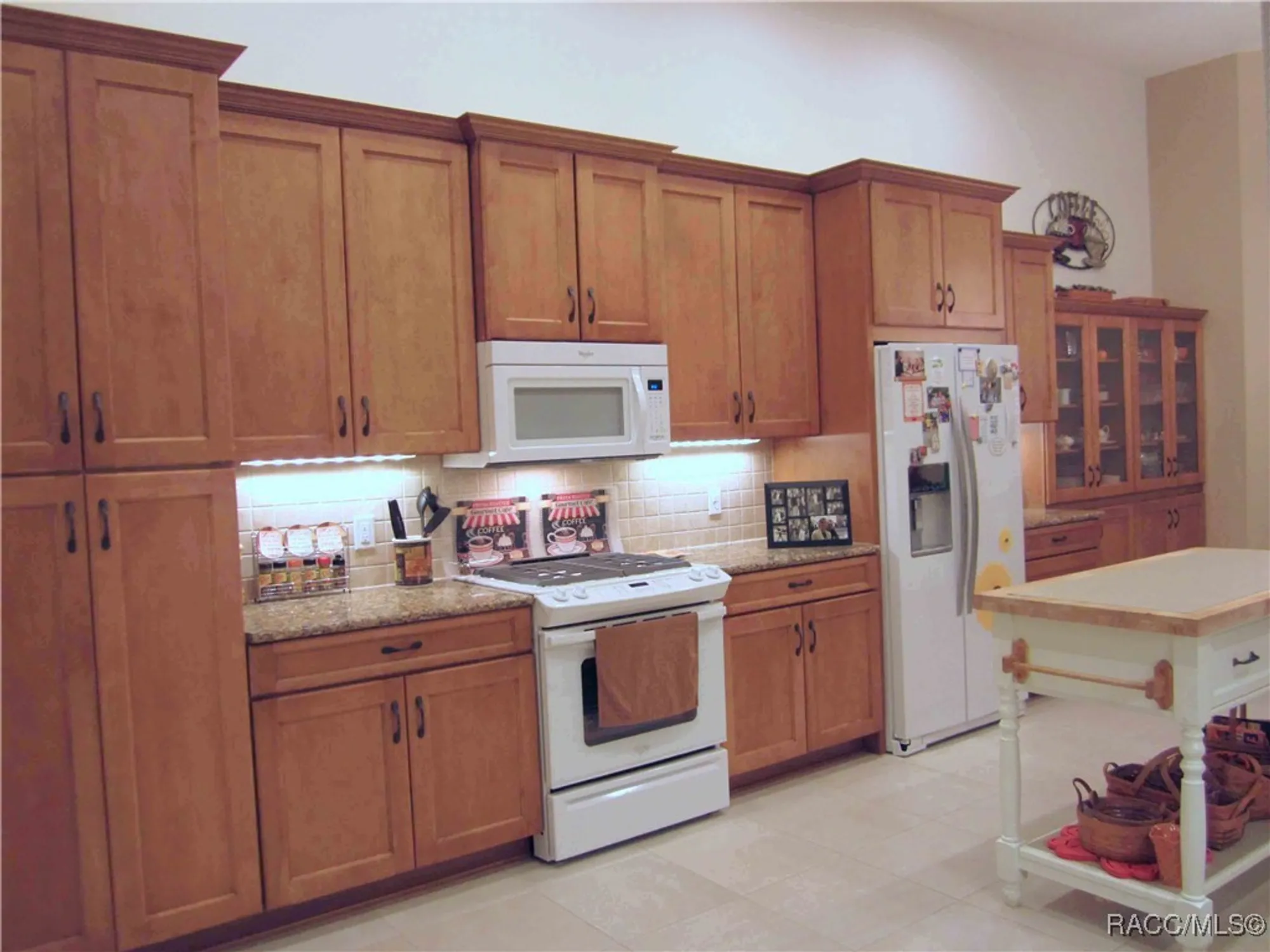 Property Slideshow image 6 of 24 | 1349 n hunt club dr, Hernando, FL, 34442