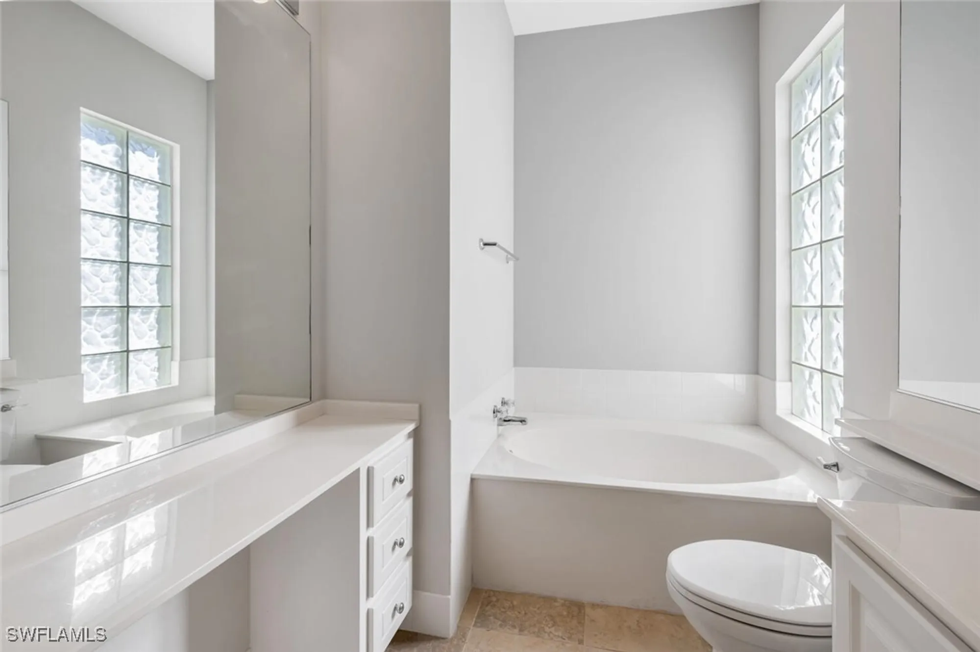 Property Slideshow image 19 of 42 | 7765 orvieto ct, Naples, FL, 34114