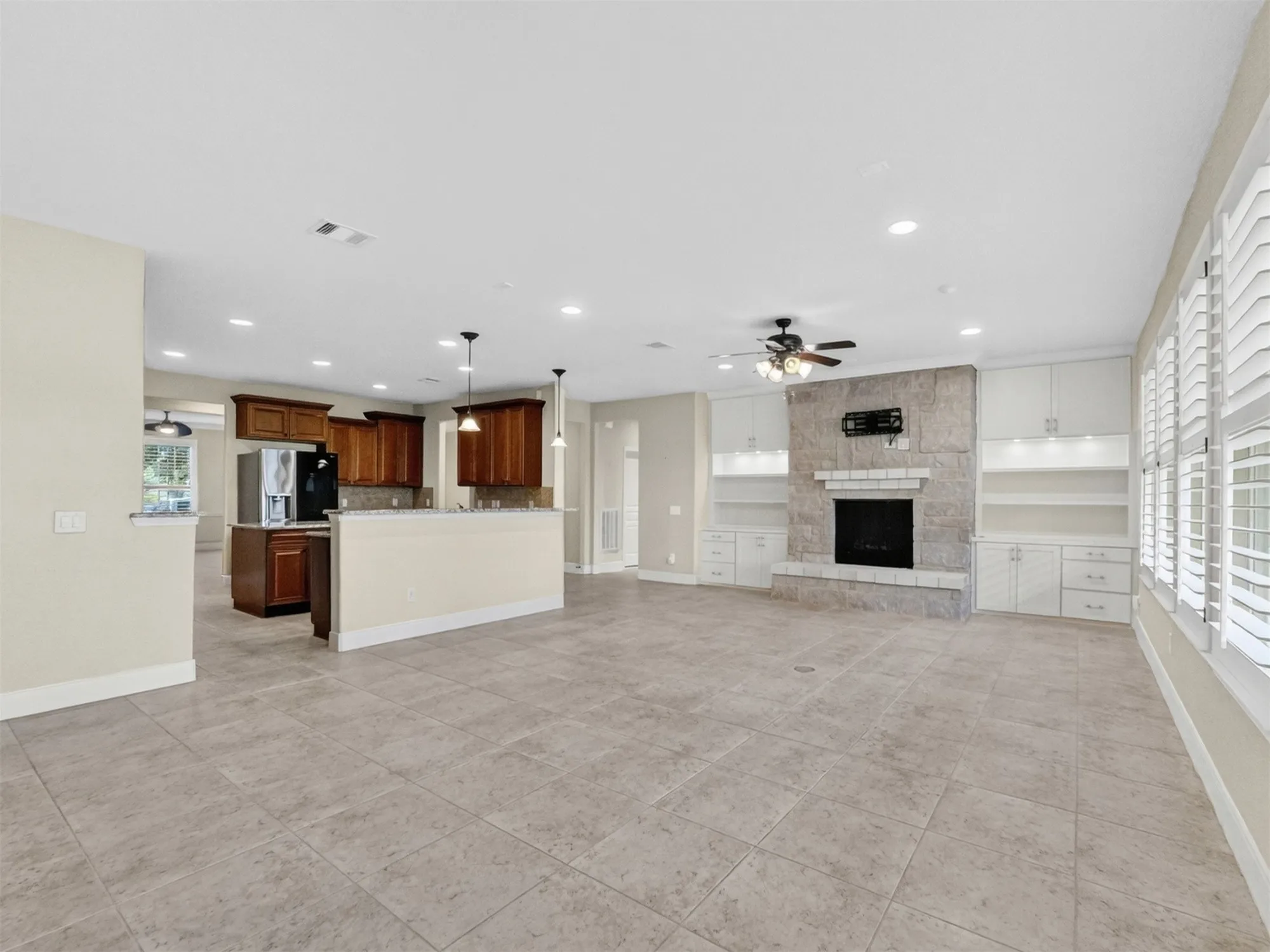 Property Slideshow image 15 of 47 | 1115 majestic oak, Richmond, TX, 77469