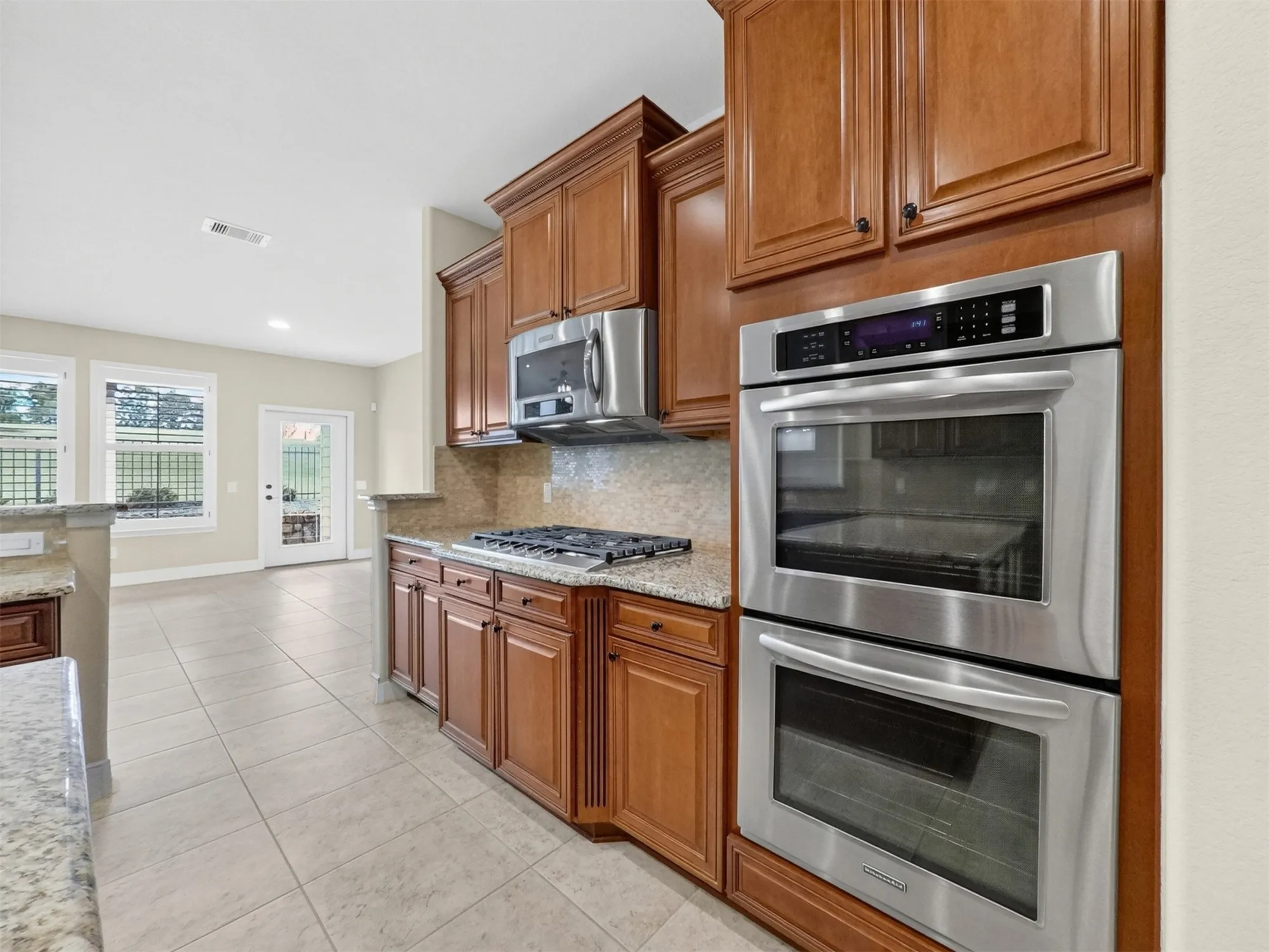 Property Slideshow image 18 of 47 | 1115 majestic oak, Richmond, TX, 77469