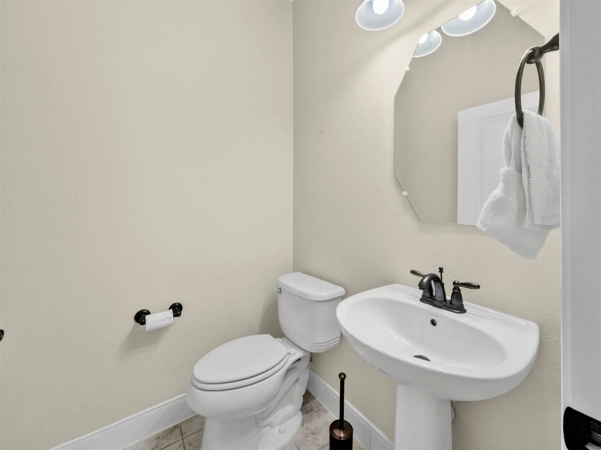 Property Slideshow image 27 of 47 | 1115 majestic oak, Richmond, TX, 77469