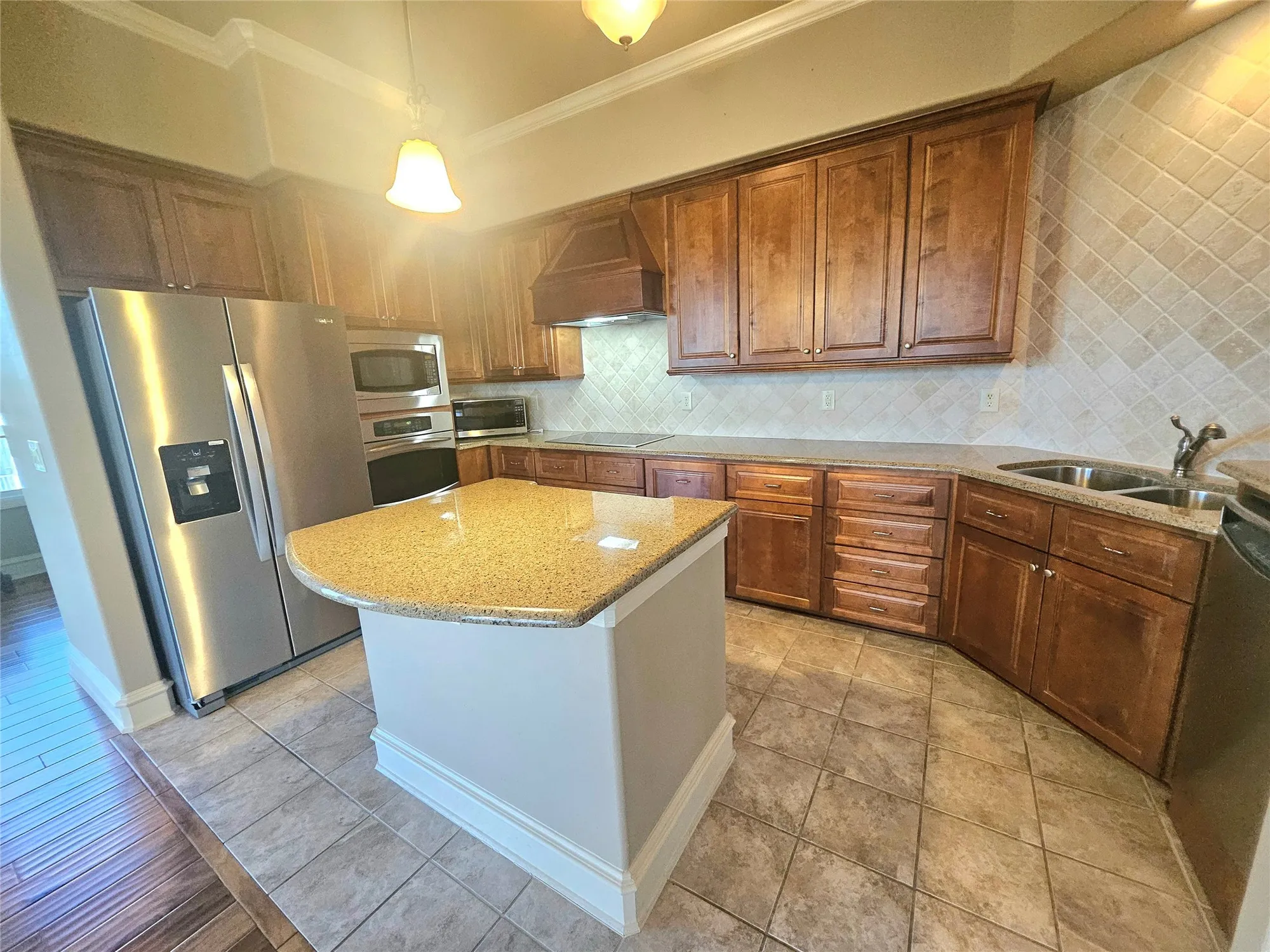 Property Slideshow image 17 of 30 | 301 watermere dr 317, Southlake, TX, 76092