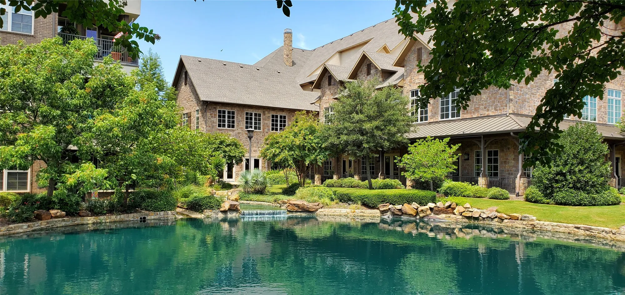 Property Slideshow image 25 of 30 | 301 watermere dr 317, Southlake, TX, 76092