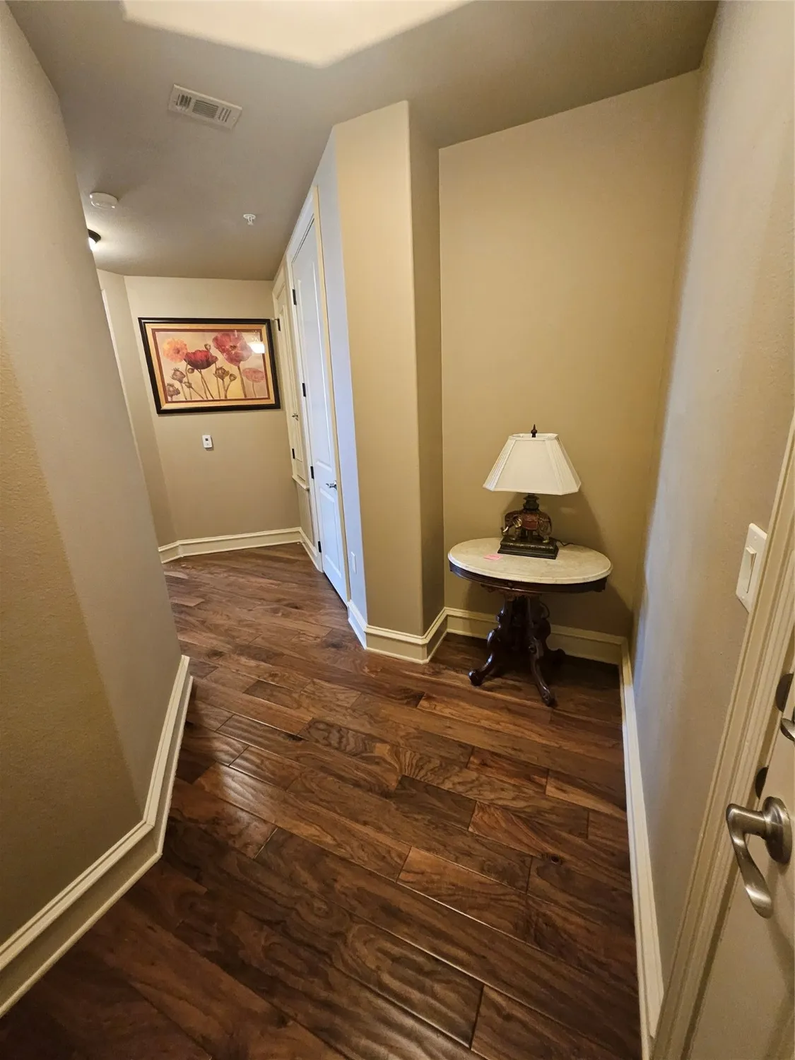 Property Slideshow image 9 of 30 | 301 watermere dr 317, Southlake, TX, 76092