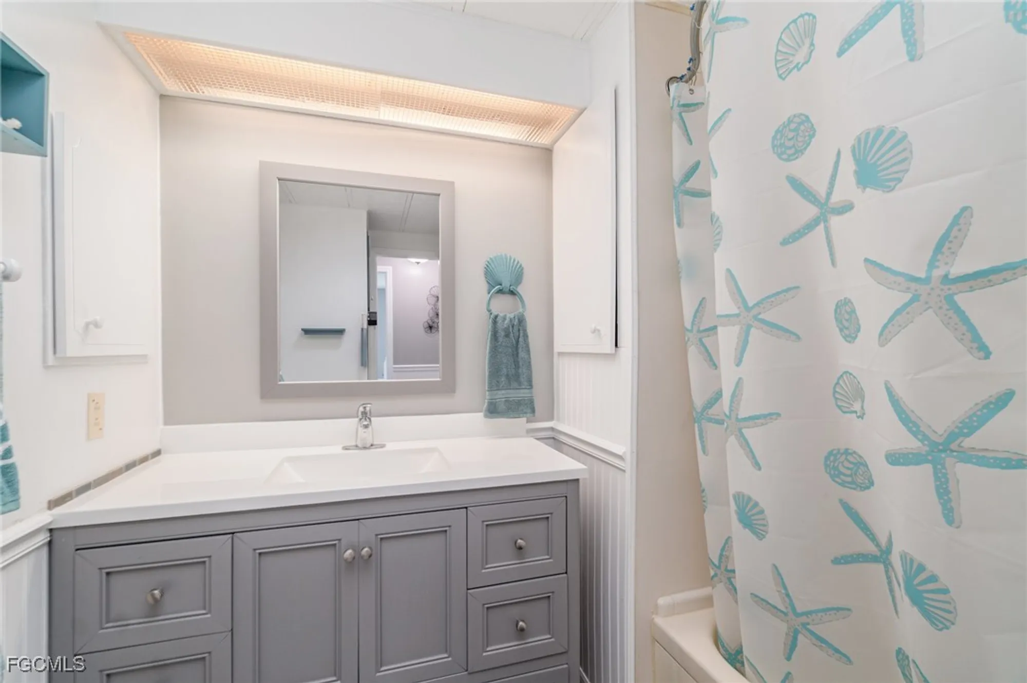 Property Slideshow image 15 of 31 | 5508 colonial rd, North Fort Myers, FL, 33917