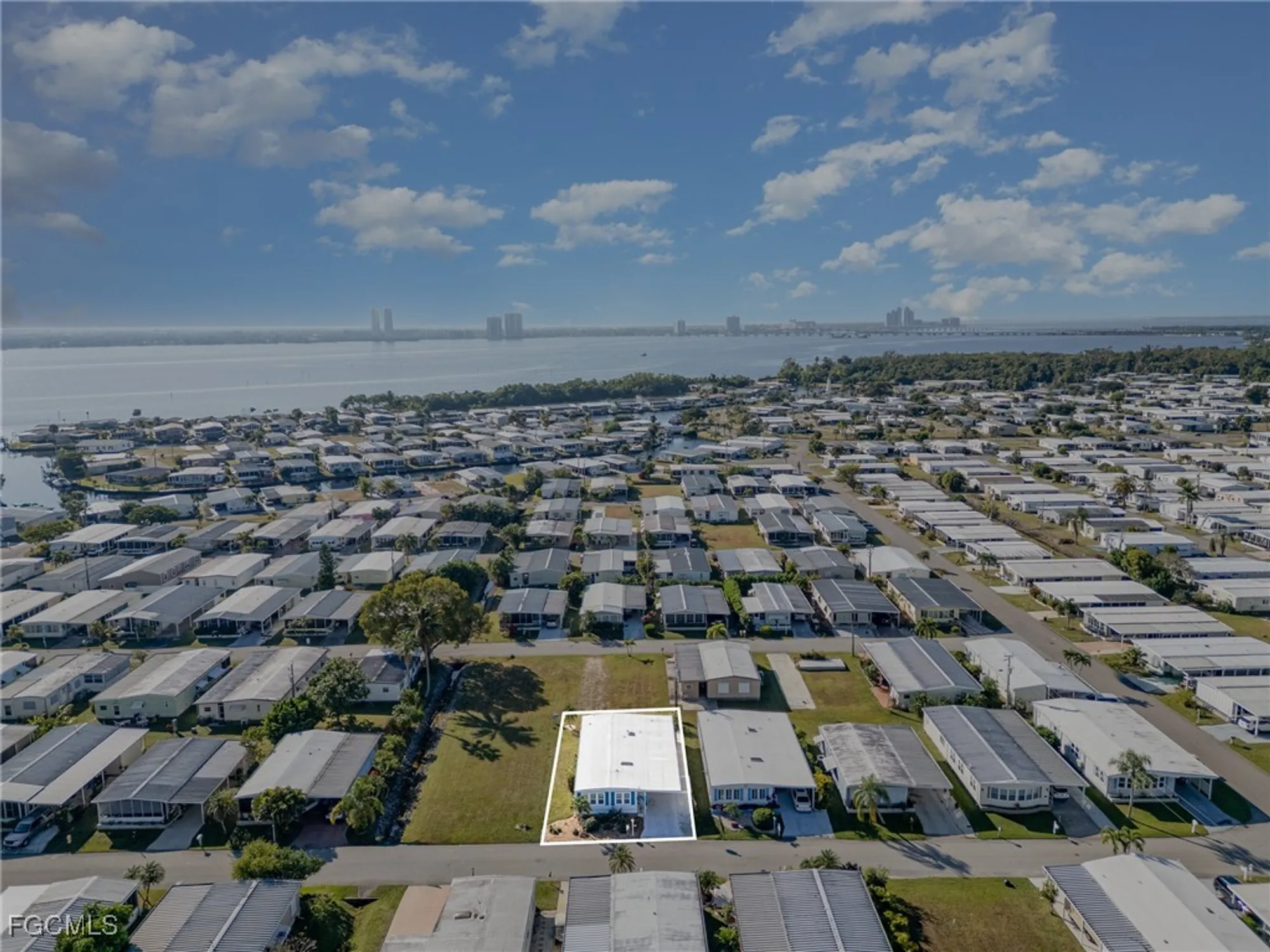 Property Slideshow image 25 of 31 | 5508 colonial rd, North Fort Myers, FL, 33917