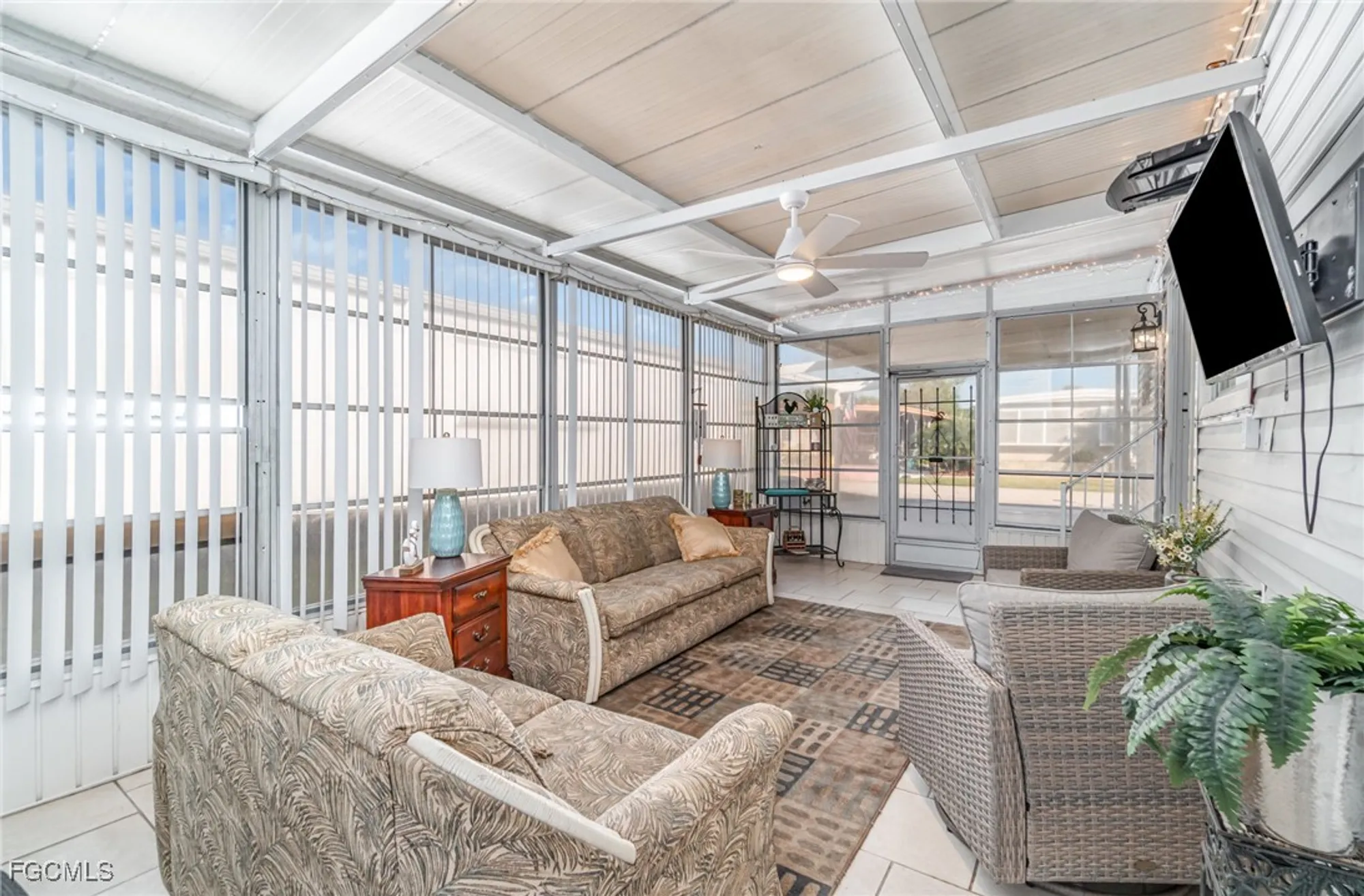 Property Slideshow image 22 of 31 | 5508 colonial rd, North Fort Myers, FL, 33917