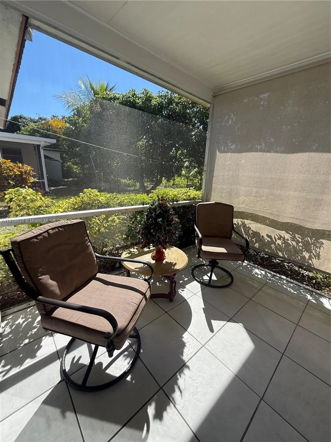 Property Slideshow image 18 of 29 | 4805 highland dr, Tamarac, FL, 33319