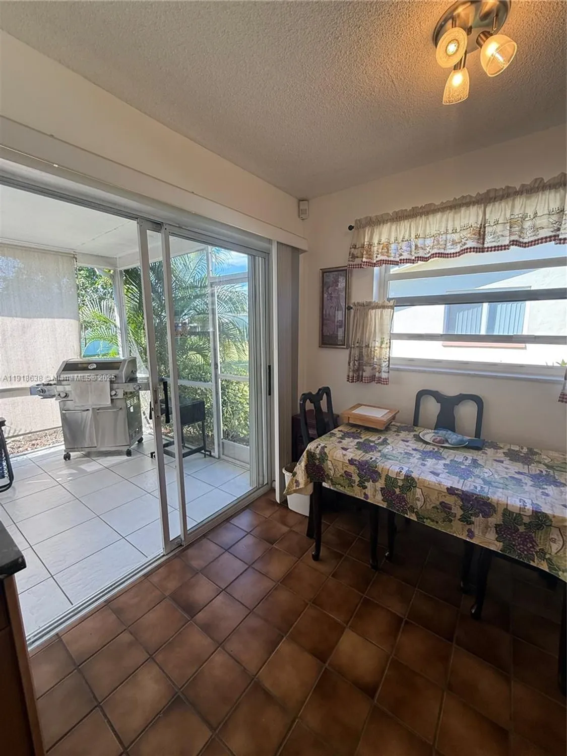 Property Slideshow image 24 of 29 | 4805 highland dr, Tamarac, FL, 33319