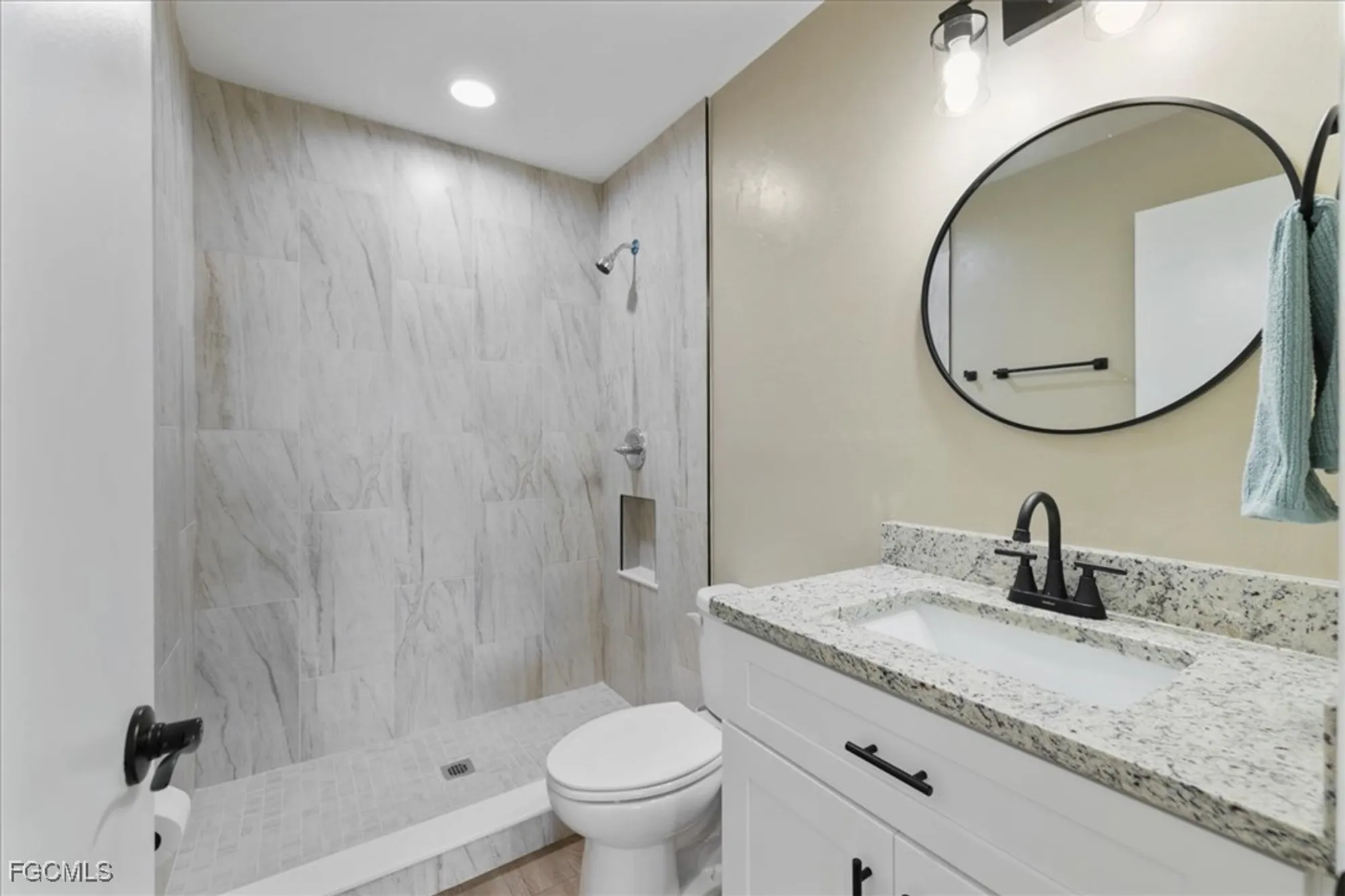 Property Slideshow image 5 of 37 | 13288 white marsh ln 3416, Fort Myers, FL, 33912