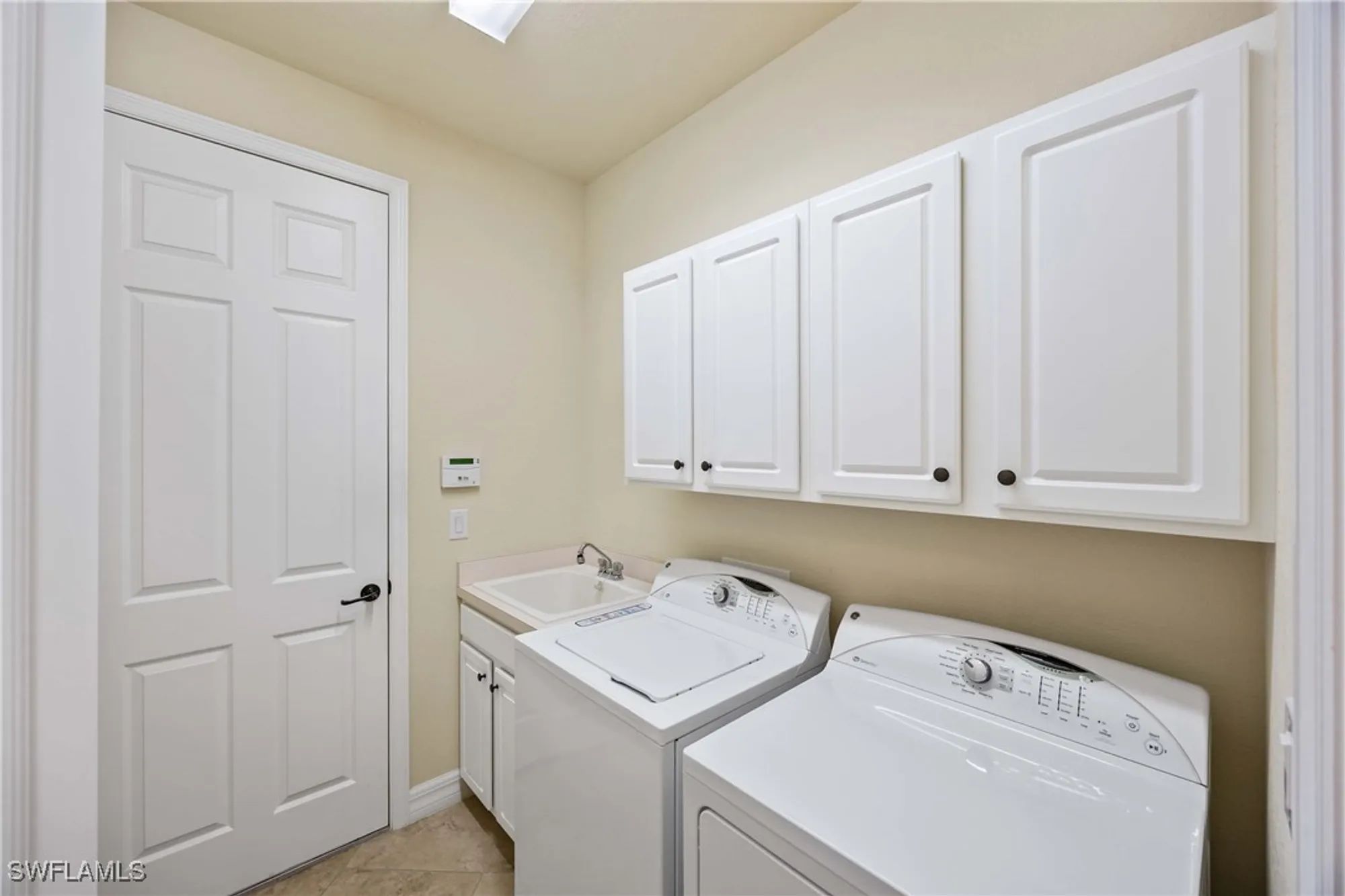 Property Slideshow image 24 of 47 | 9218 veneto ln, Naples, FL, 34113