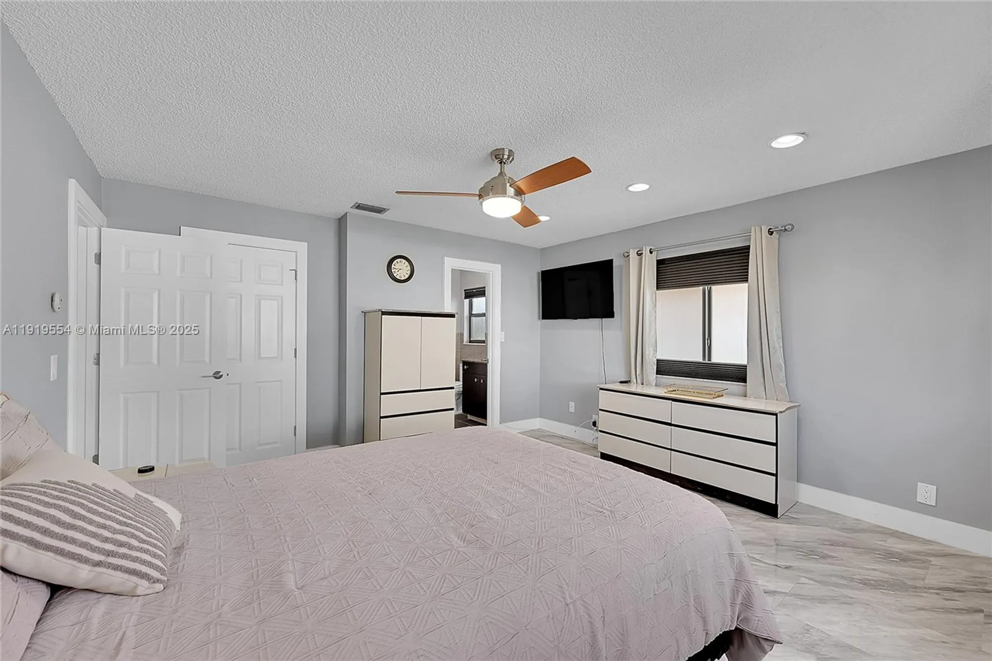 Property Slideshow image 14 of 65 | 14664 bonaire blvd, Delray Beach, FL, 33446