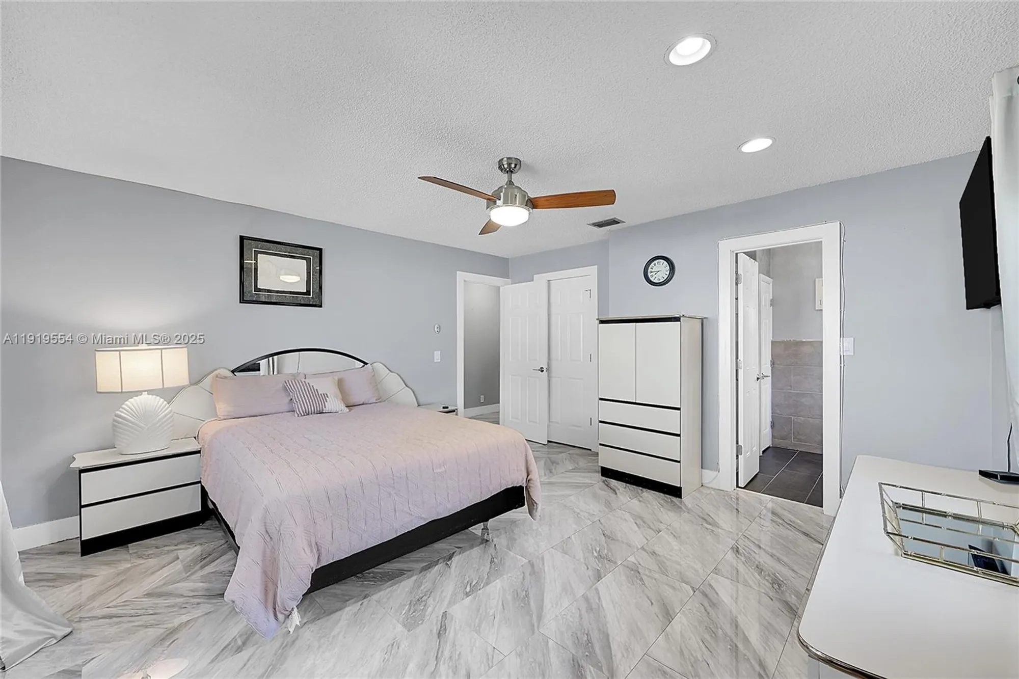 Property Slideshow image 13 of 65 | 14664 bonaire blvd, Delray Beach, FL, 33446