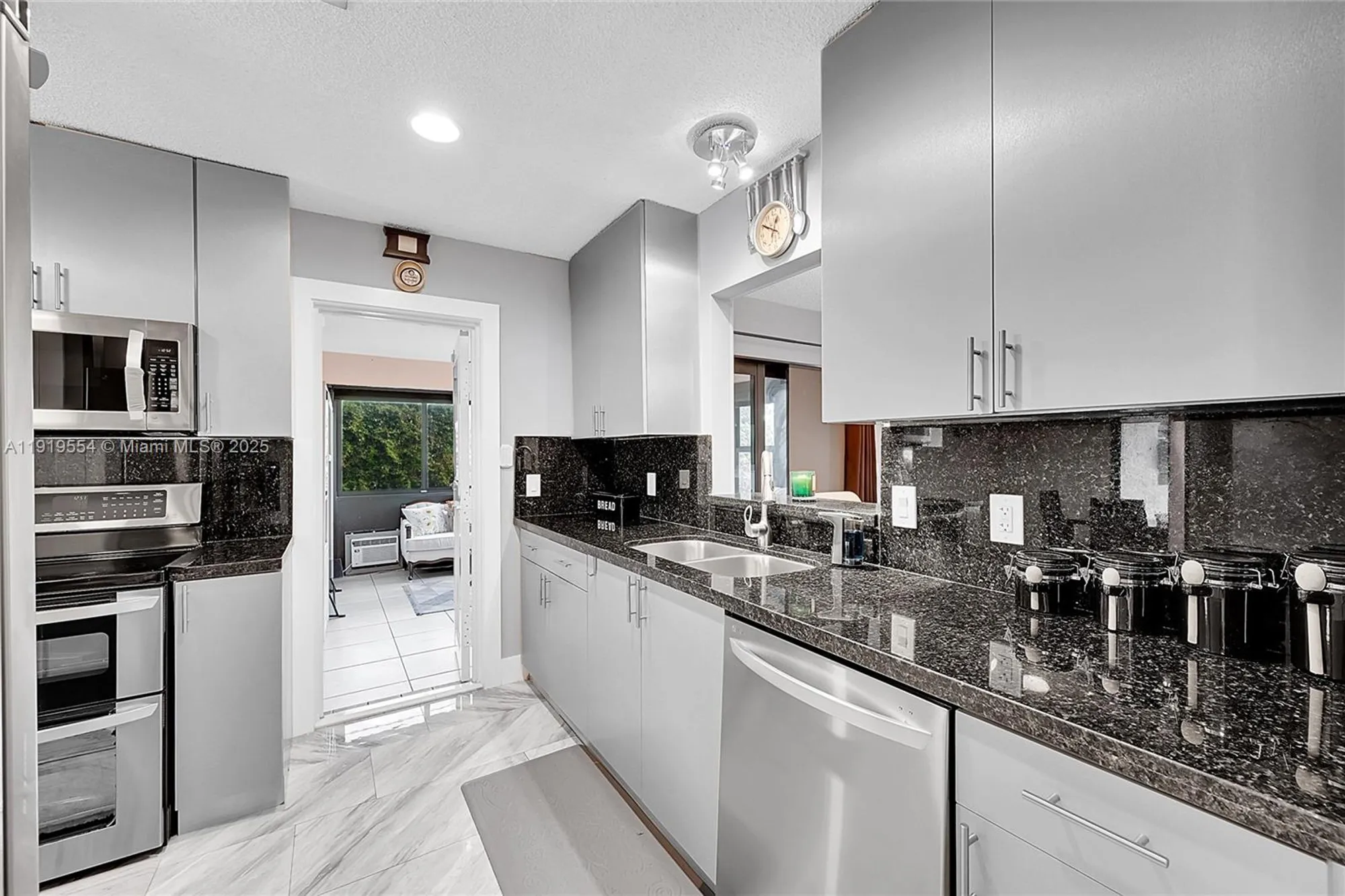 Property Slideshow image 28 of 65 | 14664 bonaire blvd, Delray Beach, FL, 33446