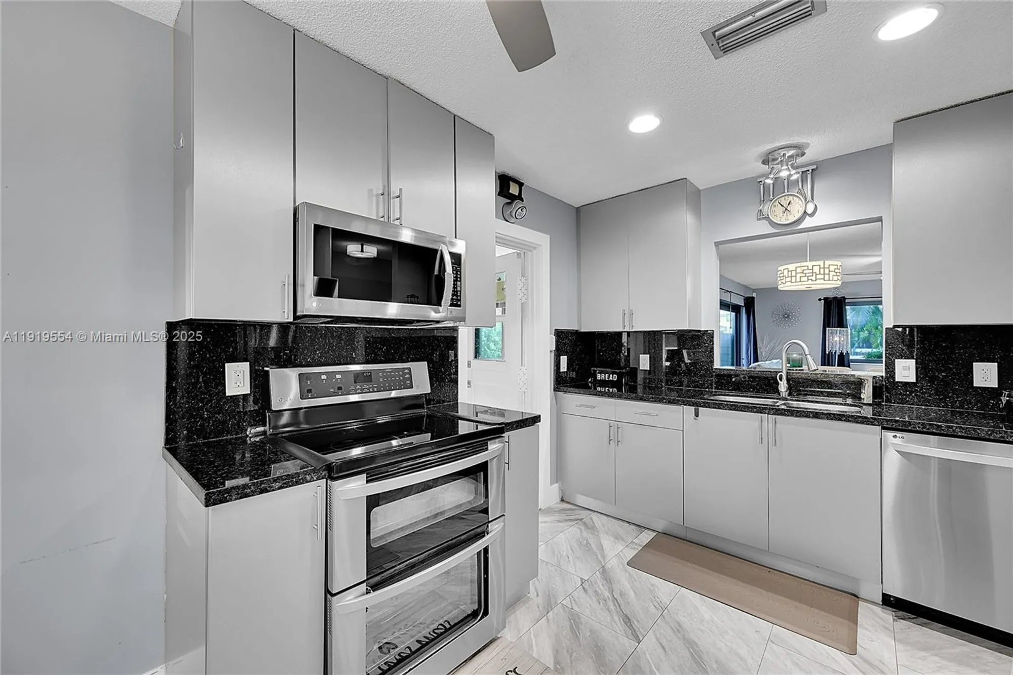 Property Slideshow image 30 of 65 | 14664 bonaire blvd, Delray Beach, FL, 33446