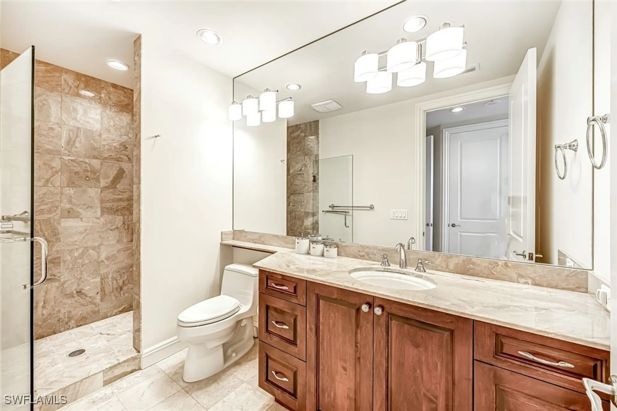 Property Slideshow image 22 of 50 | 4851 bonita bay blvd 1102, Bonita Springs, FL, 34134