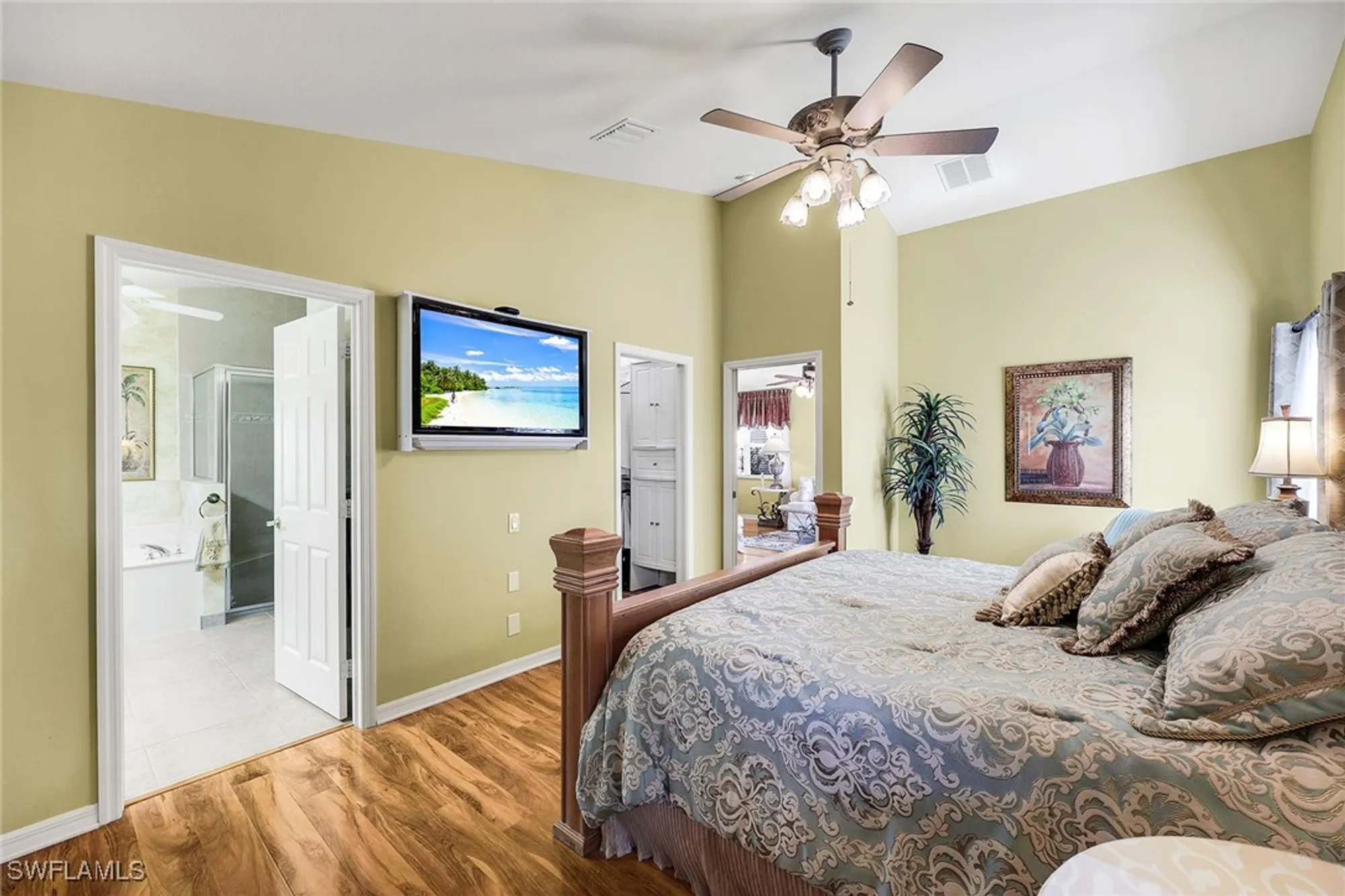 Property Slideshow image 17 of 35 | 8833 cascades isle blvd, Estero, FL, 33928