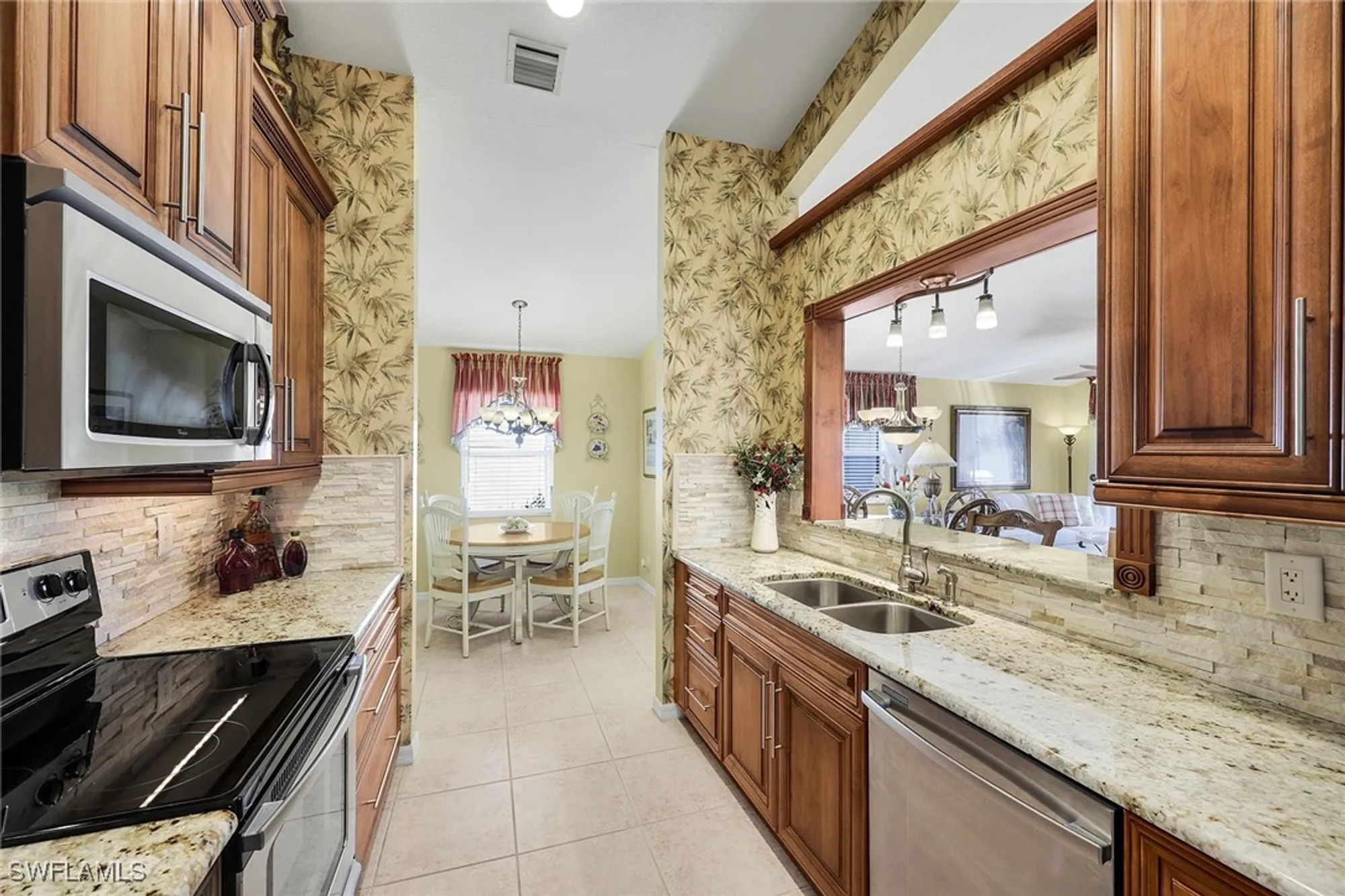 Property Slideshow image 11 of 35 | 8833 cascades isle blvd, Estero, FL, 33928