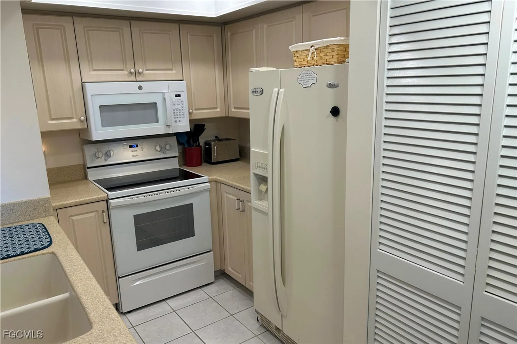 Property Slideshow image 6 of 26 | 13288 white marsh ln 3434, Fort Myers, FL, 33912