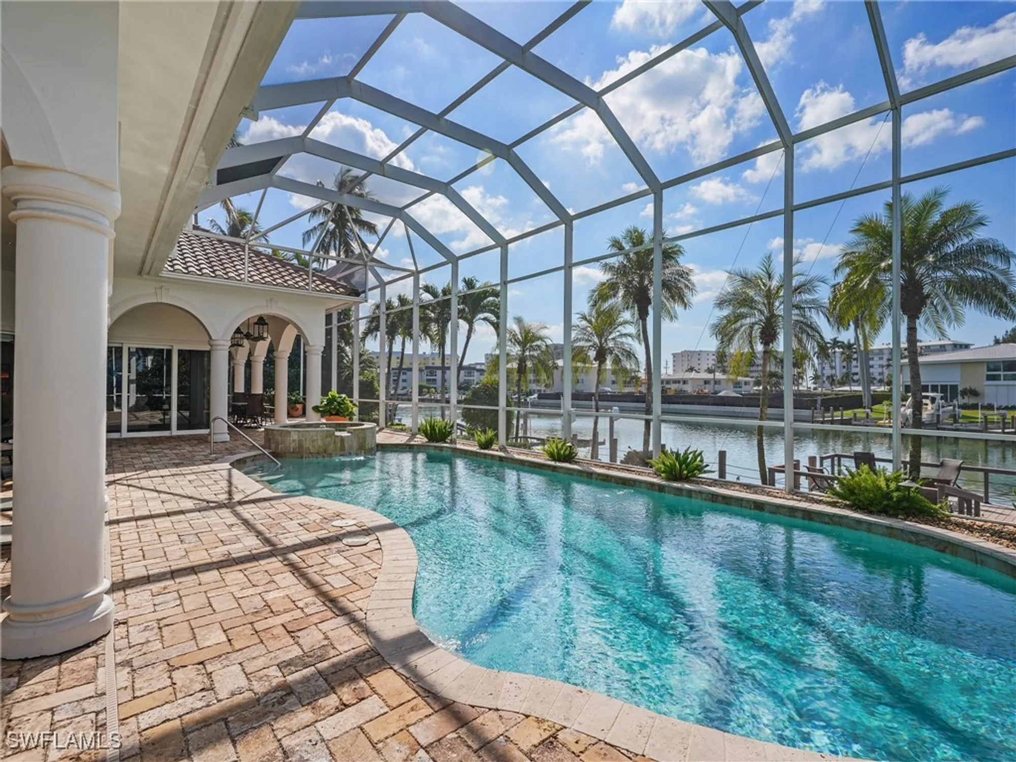 Property Slideshow image 27 of 47 | 216 spring line dr, Naples, FL, 34102