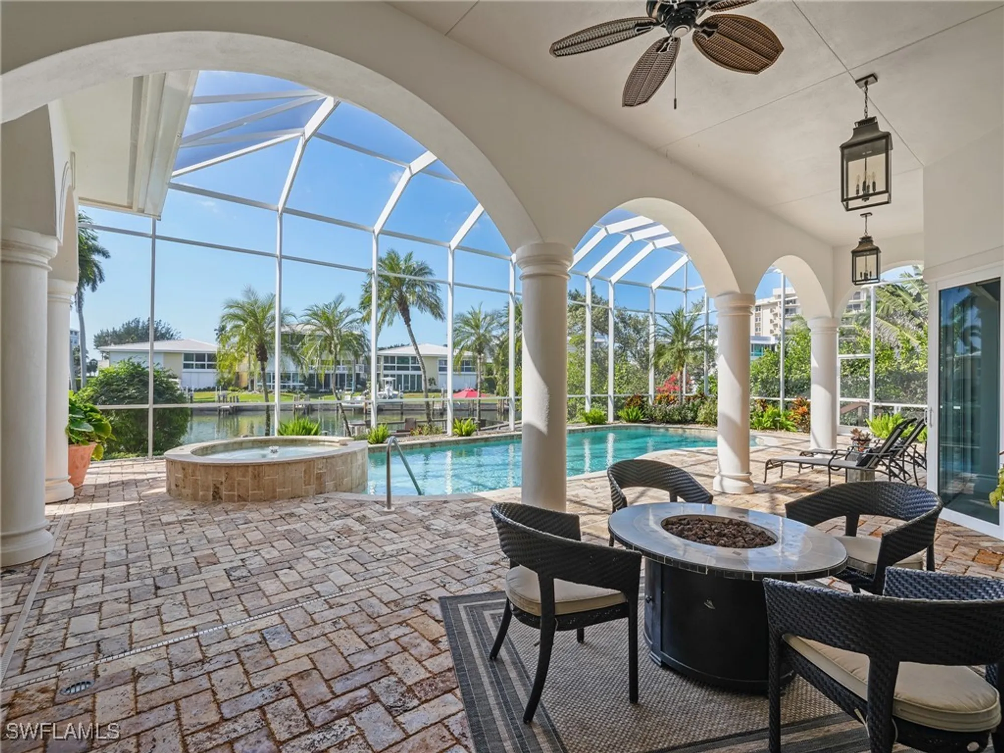 Property Slideshow image 20 of 47 | 216 spring line dr, Naples, FL, 34102