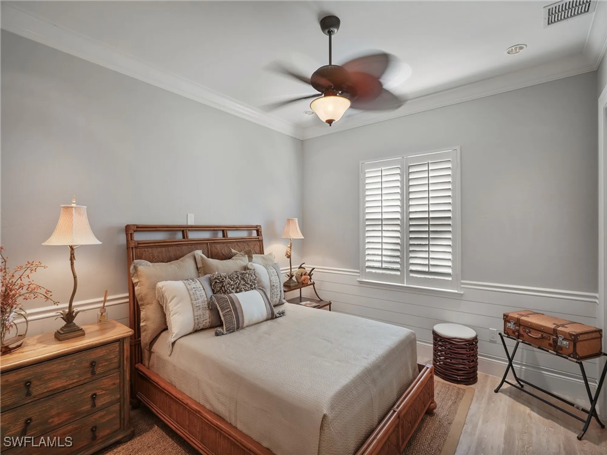 Property Slideshow image 22 of 47 | 216 spring line dr, Naples, FL, 34102