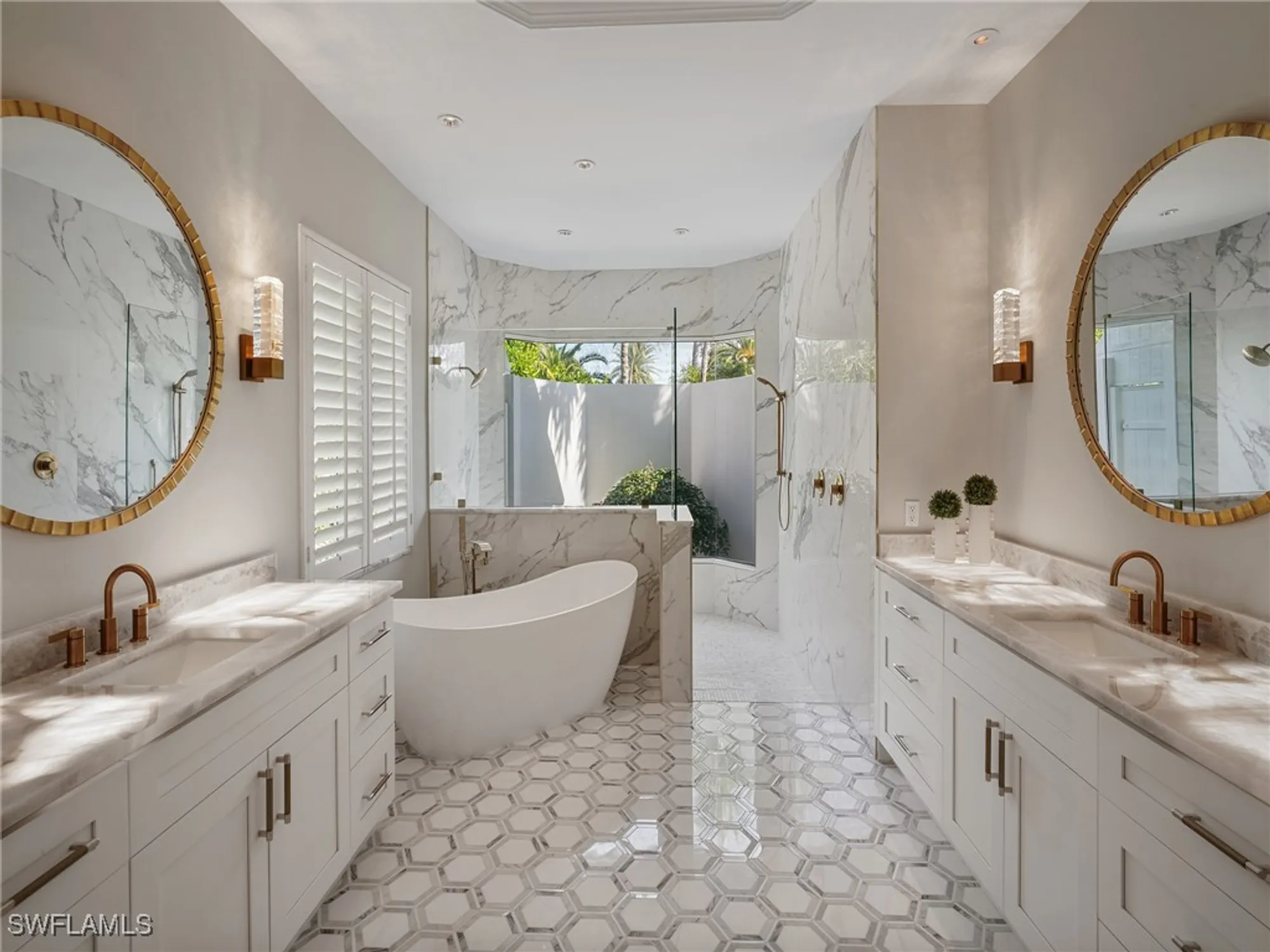 Property Slideshow image 39 of 47 | 216 spring line dr, Naples, FL, 34102