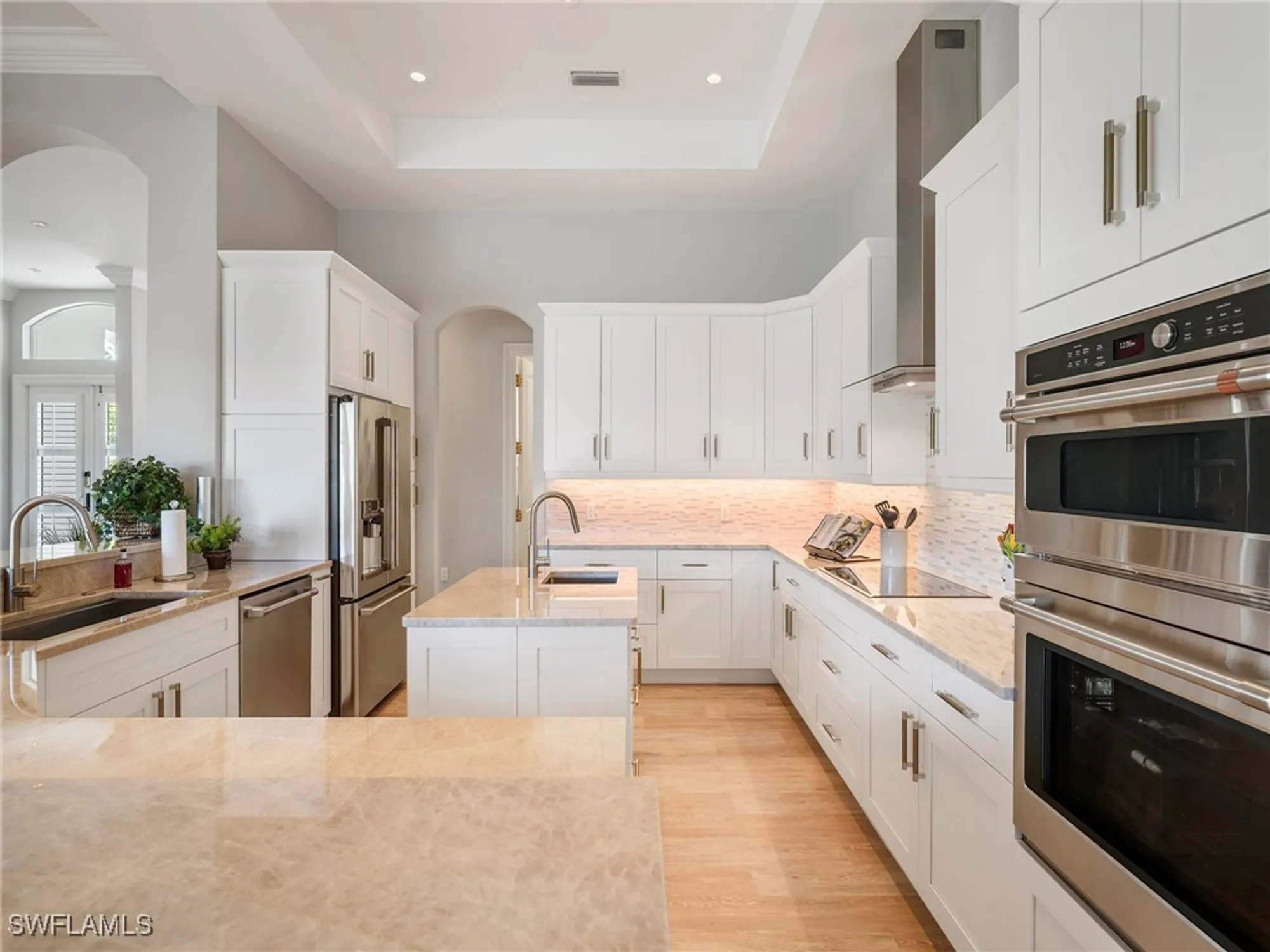 Property Slideshow image 9 of 47 | 216 spring line dr, Naples, FL, 34102