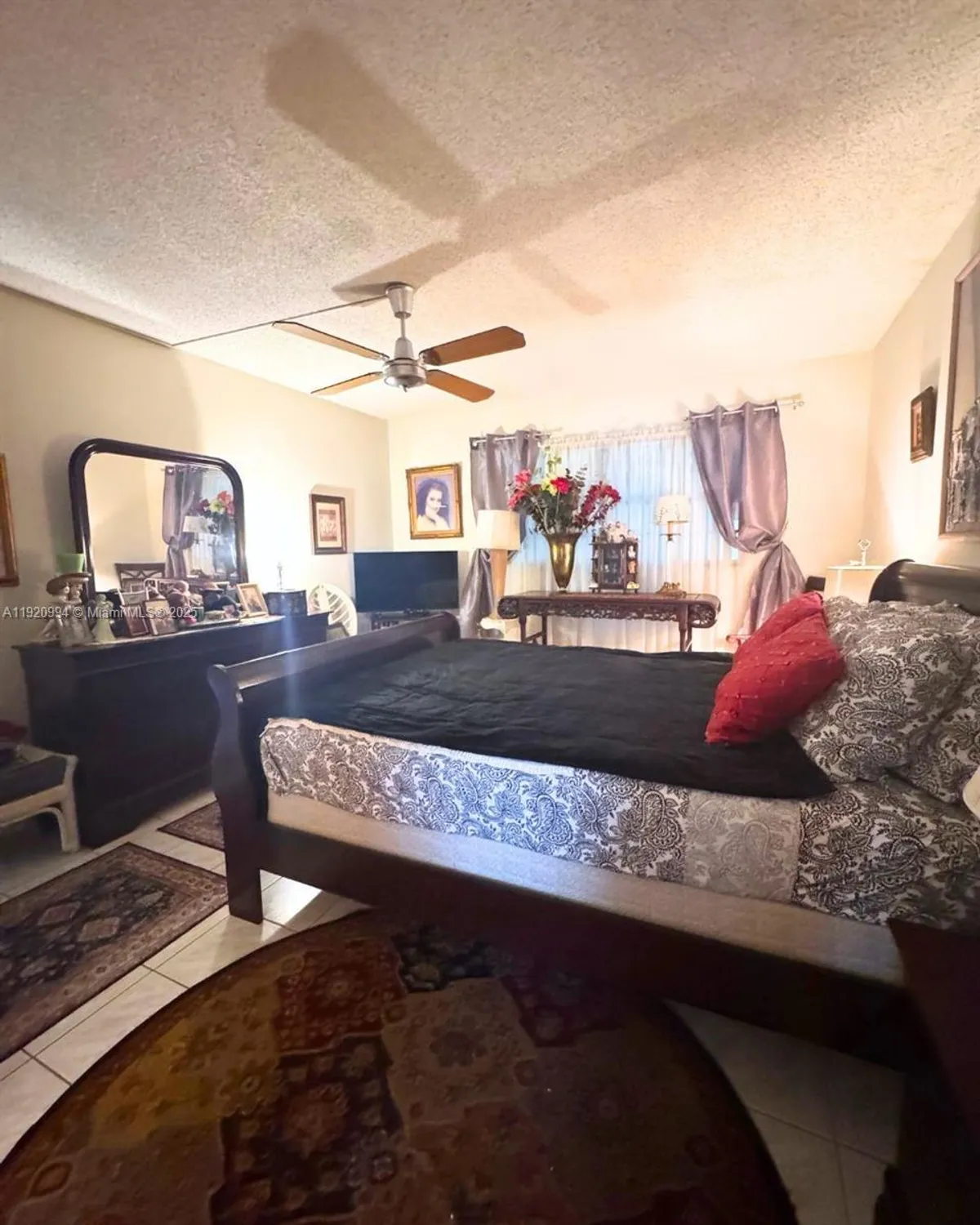 Property Slideshow image 11 of 42 | 7787 golf circle dr 106, Margate, FL, 33063