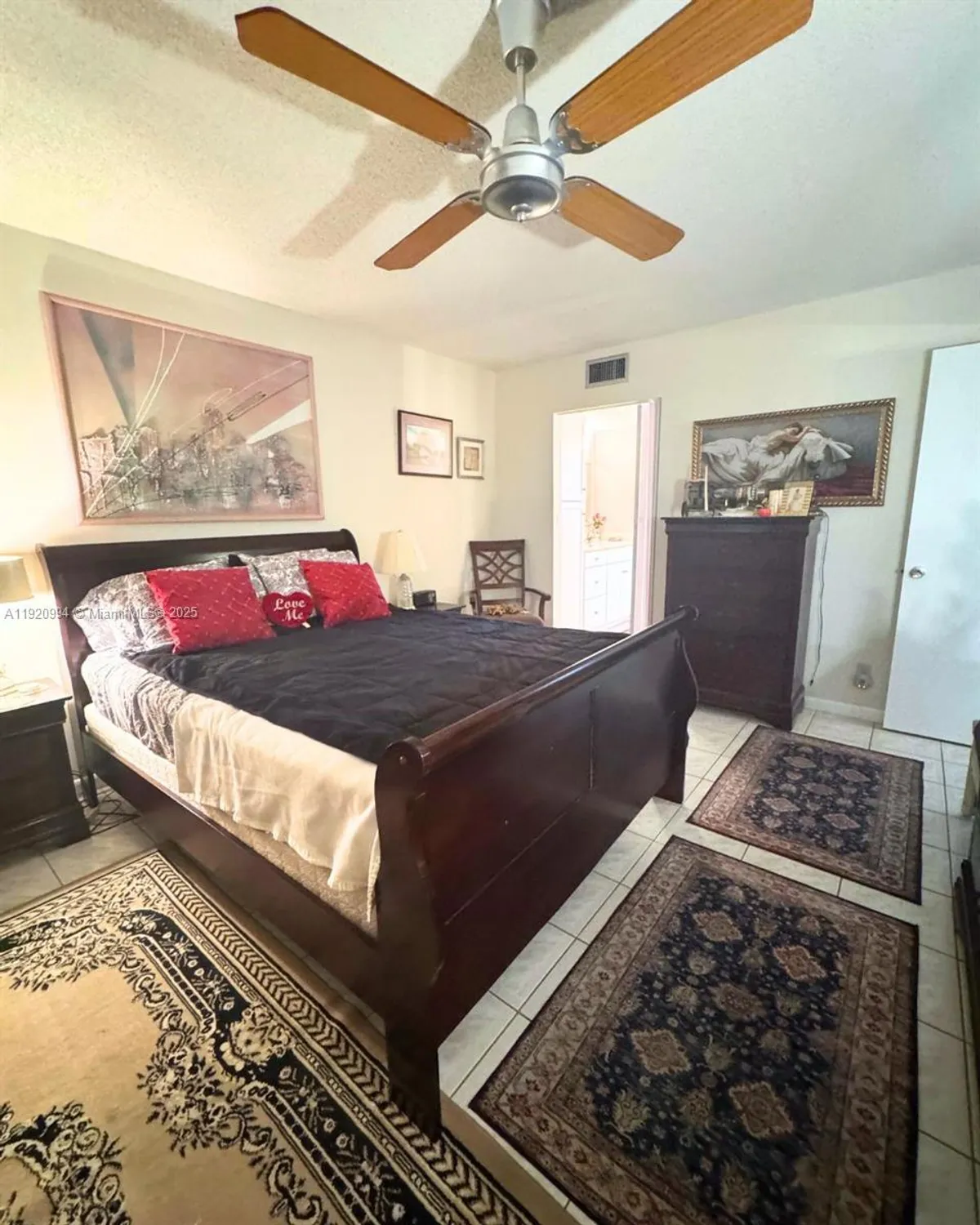 Property Slideshow image 13 of 42 | 7787 golf circle dr 106, Margate, FL, 33063