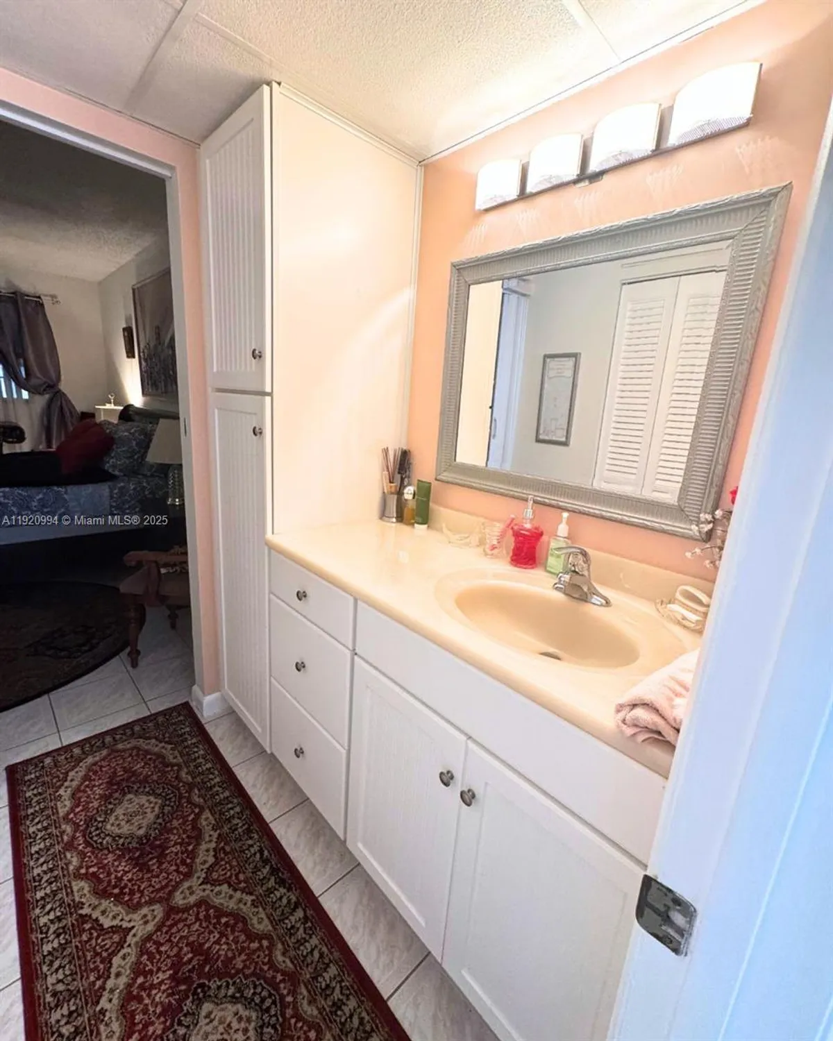 Property Slideshow image 24 of 42 | 7787 golf circle dr 106, Margate, FL, 33063