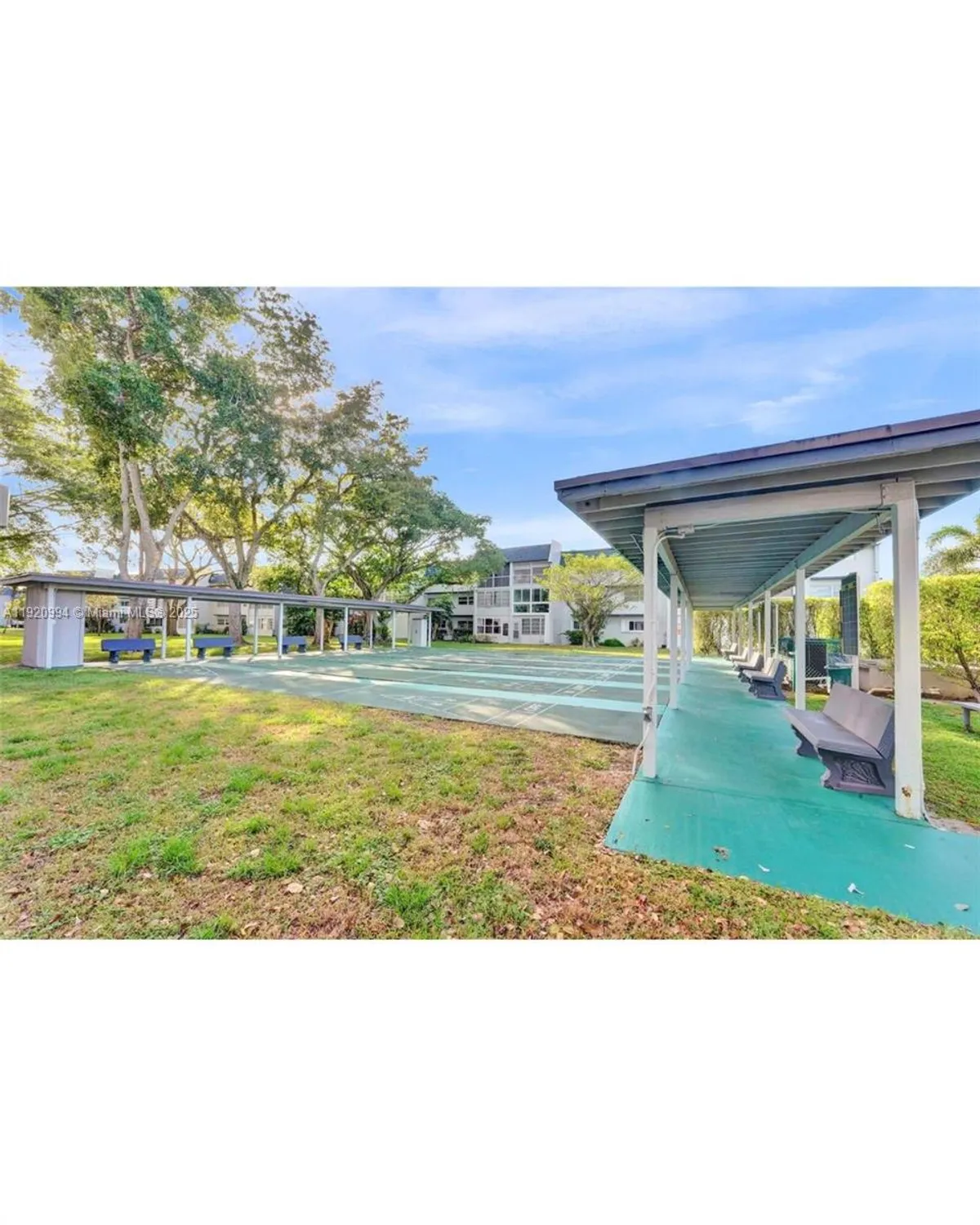 Property Slideshow image 31 of 42 | 7787 golf circle dr 106, Margate, FL, 33063