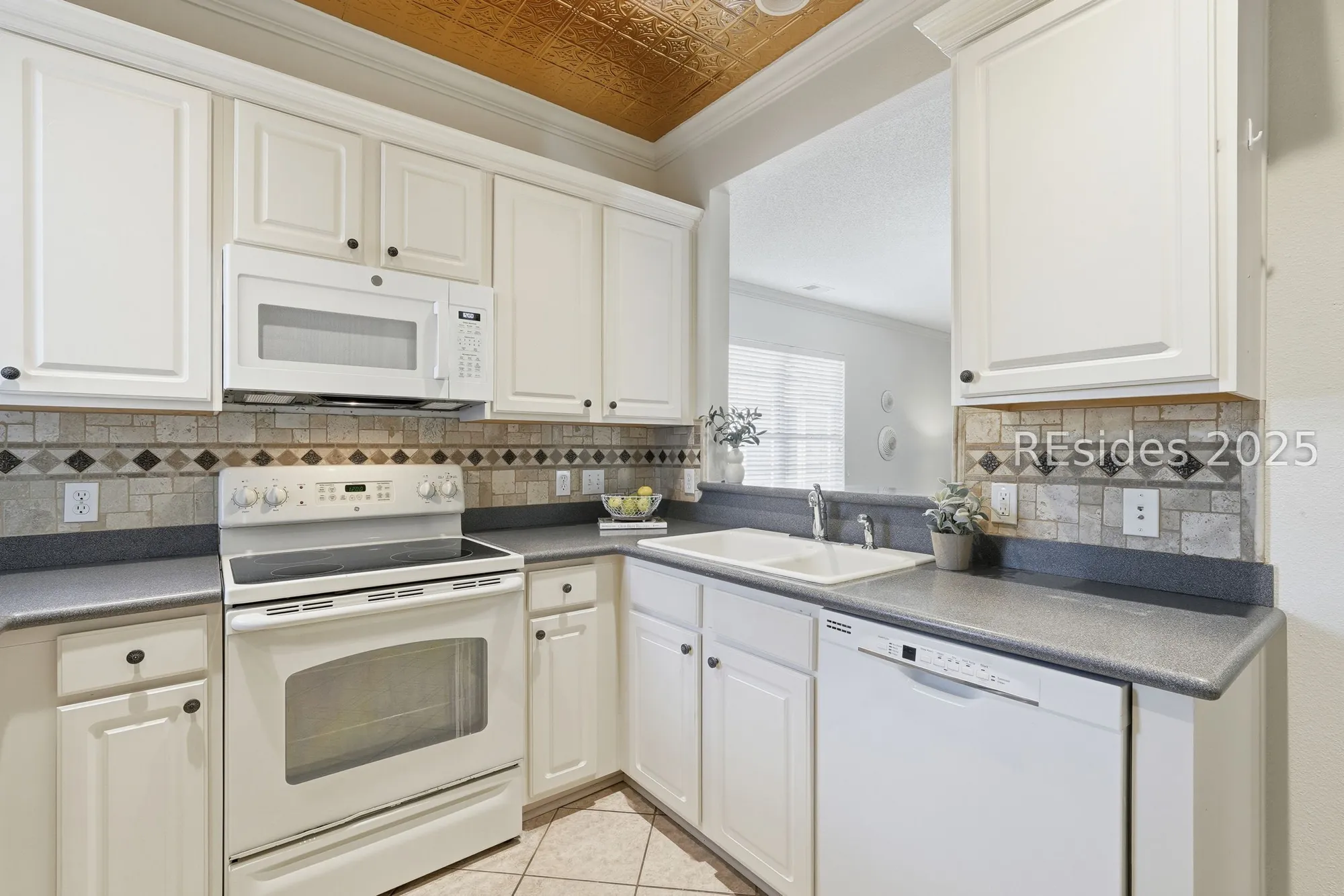 Property Slideshow image 18 of 47 | 35 orion pl, Bluffton, SC, 29909