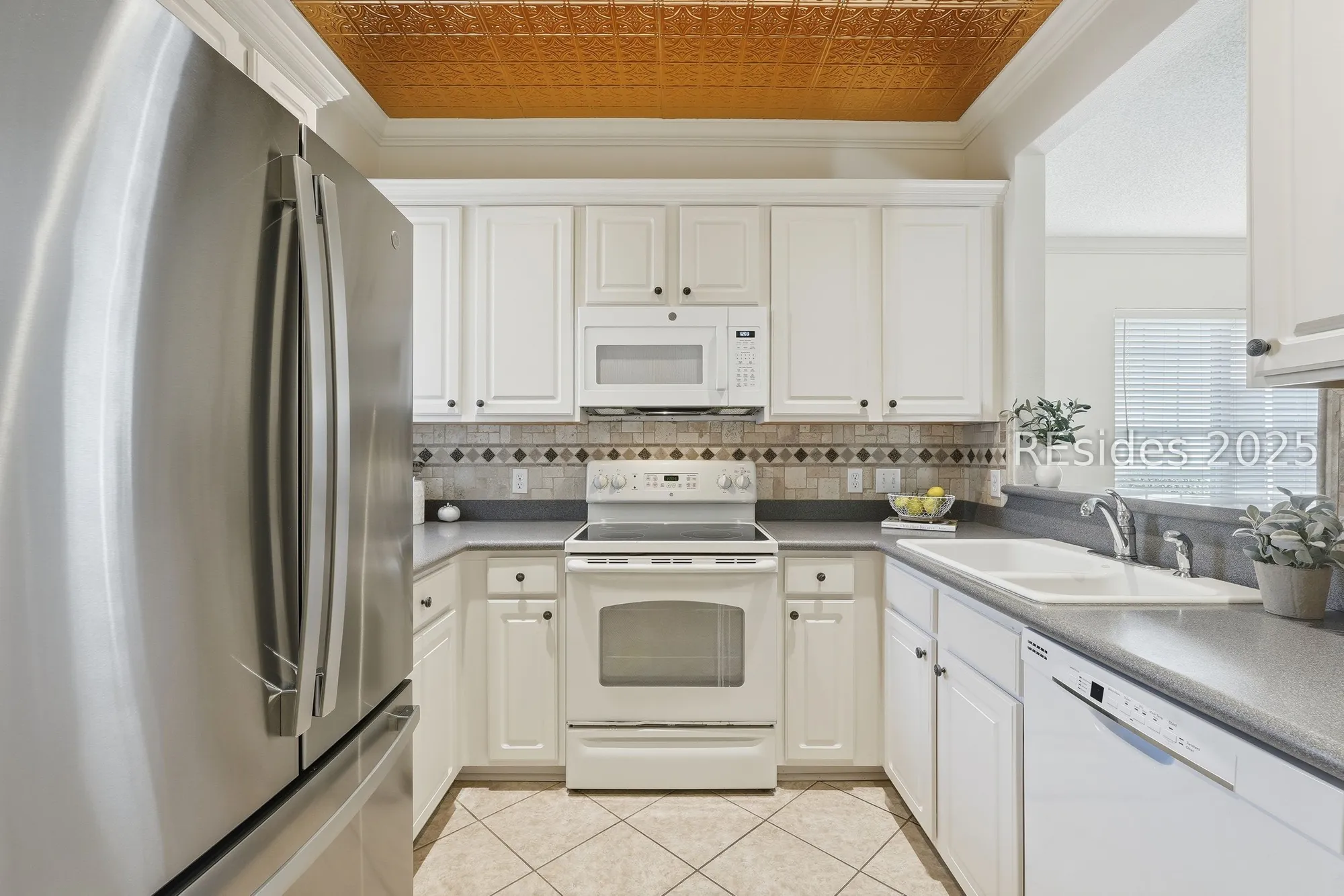 Property Slideshow image 21 of 47 | 35 orion pl, Bluffton, SC, 29909