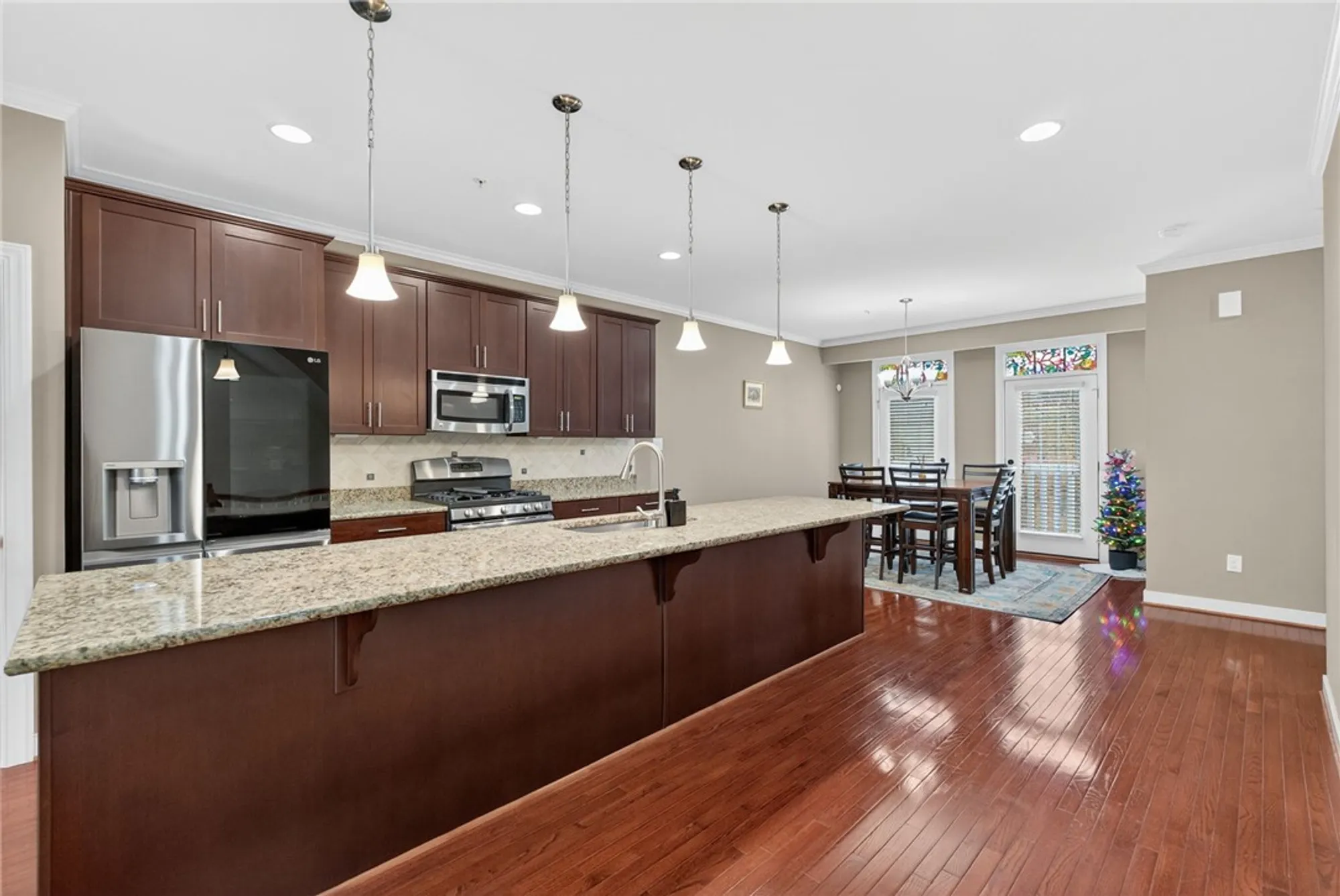 Property Slideshow image 17 of 50 | 4907 settlers market blvd, Williamsburg, VA, 23188