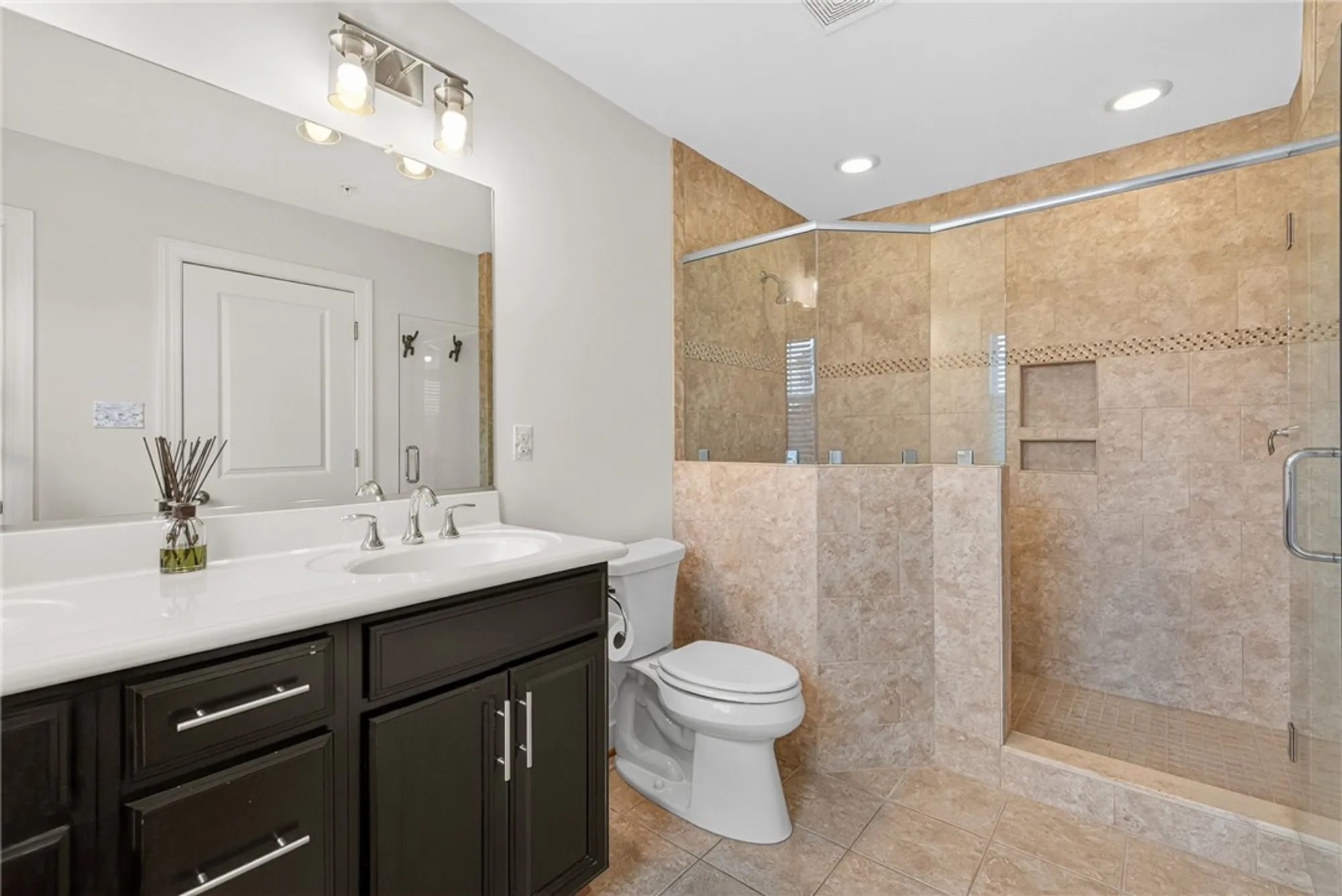 Property Slideshow image 35 of 50 | 4907 settlers market blvd, Williamsburg, VA, 23188