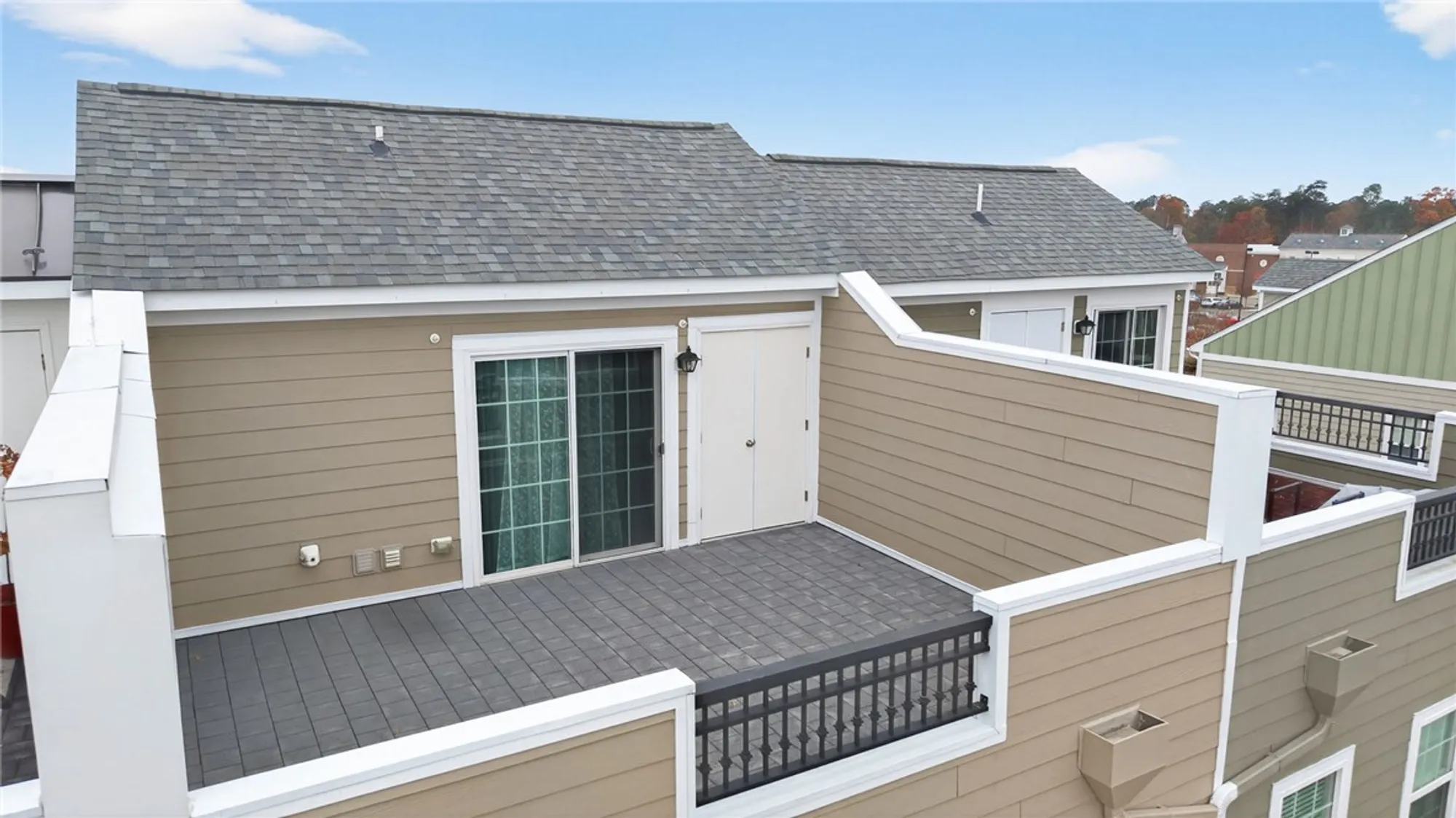 Property Slideshow image 5 of 50 | 4907 settlers market blvd, Williamsburg, VA, 23188