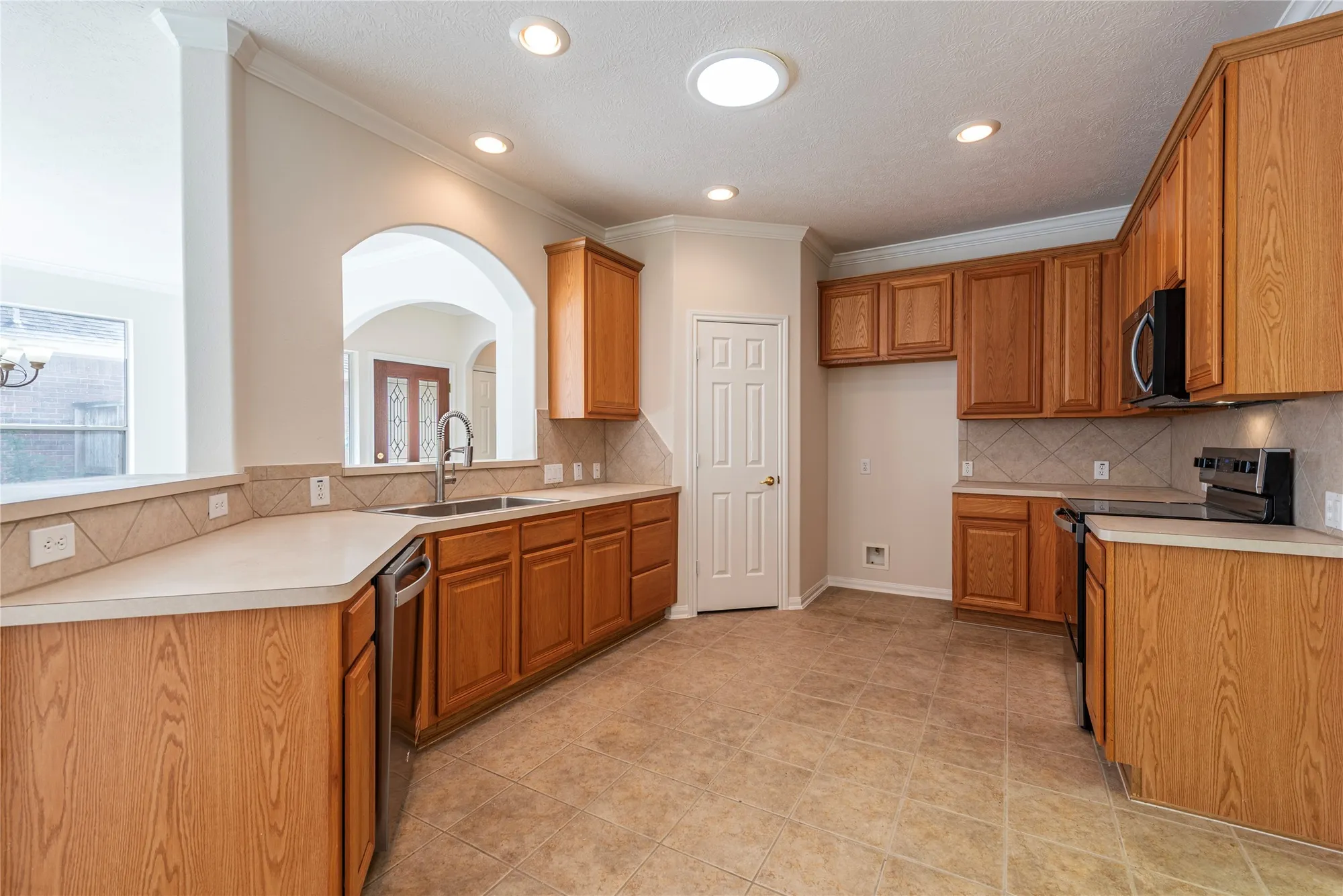 Property Slideshow image 6 of 27 | 1319 palermo dr, Pearland, TX, 77581