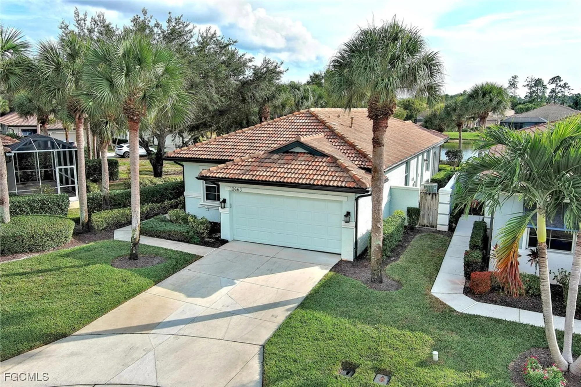 Property Slideshow image 29 of 45 | 10663 avila cir, Fort Myers, FL, 33913